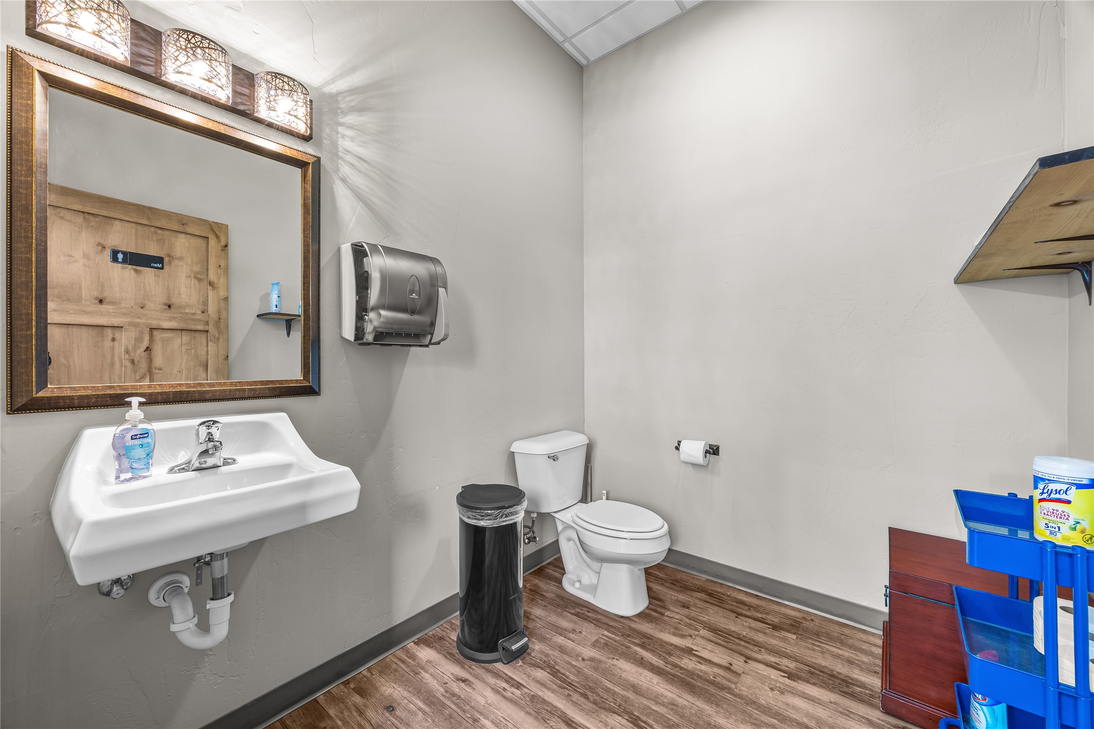 425 N 5th Street W Property Photo 30