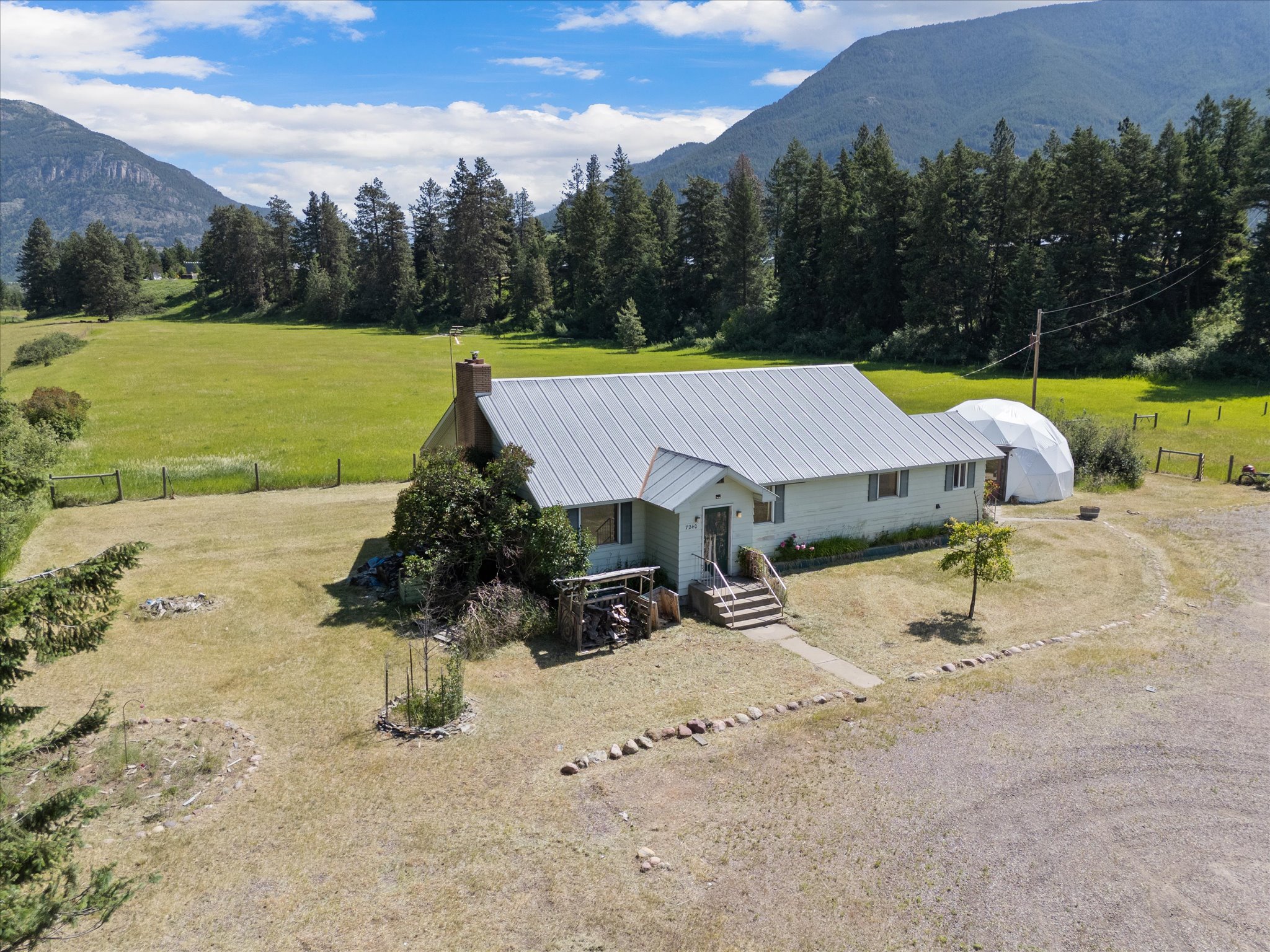 7240 Us Highway 2 E Property Photo 1