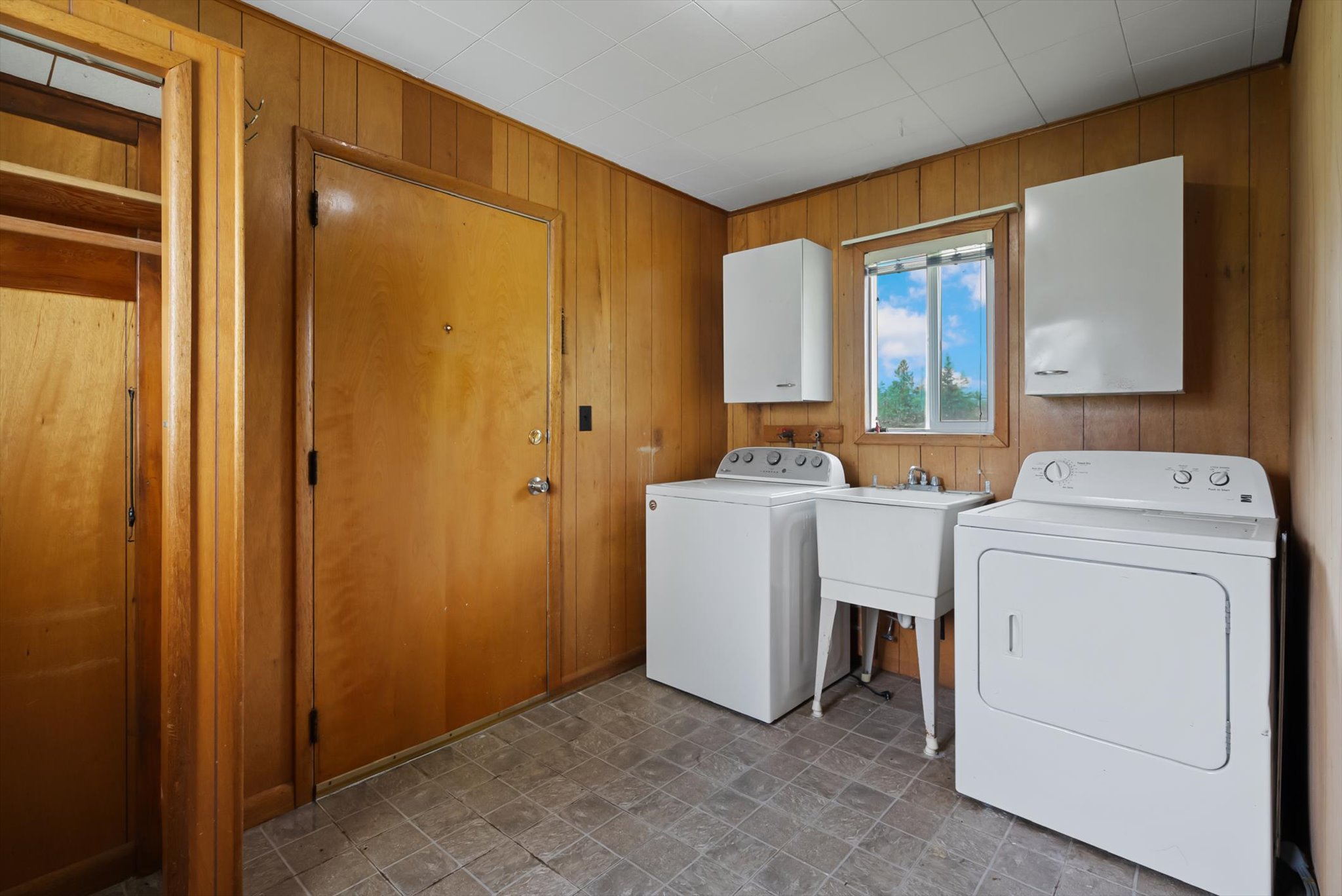 7240 Us Highway 2 E Property Photo 16