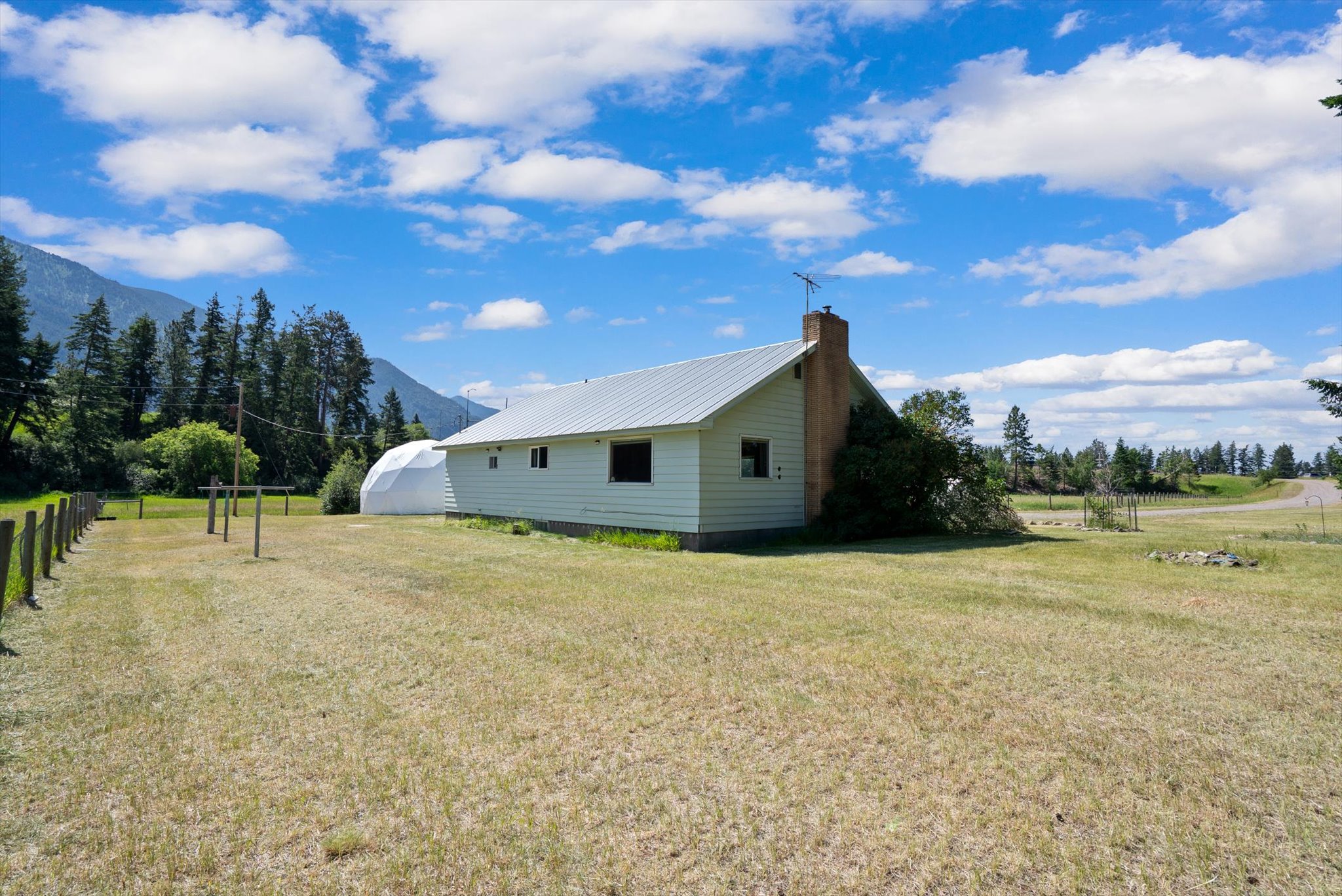 7240 Us Highway 2 E Property Photo 25