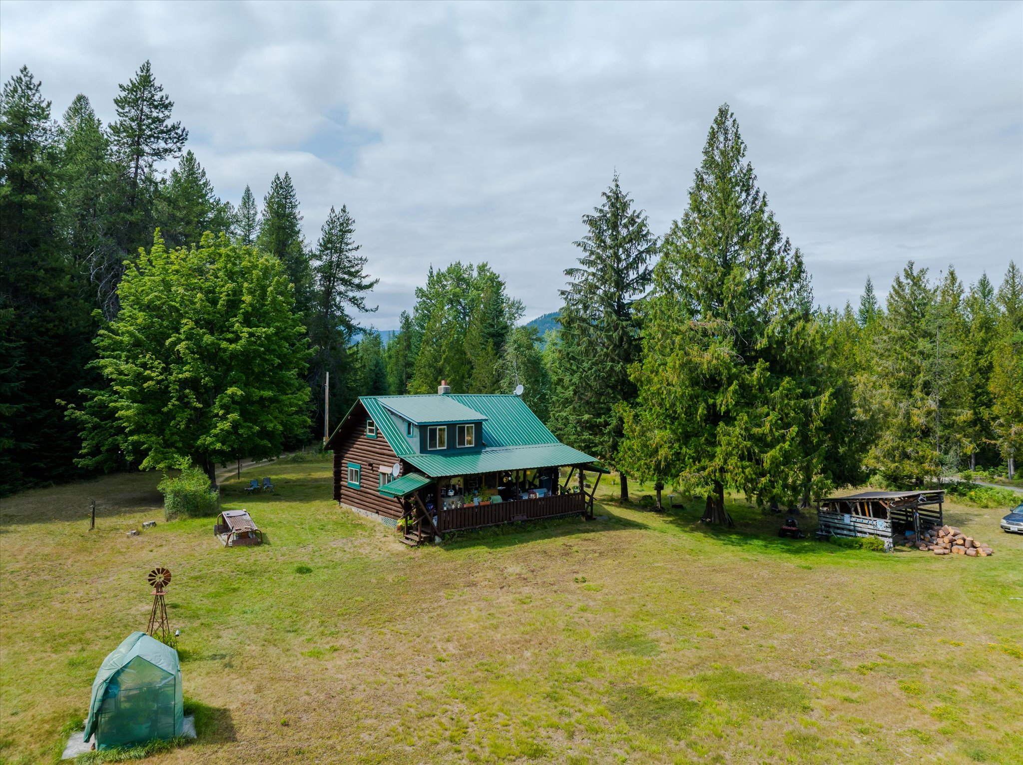 1041 Kern Road Property Photo 6
