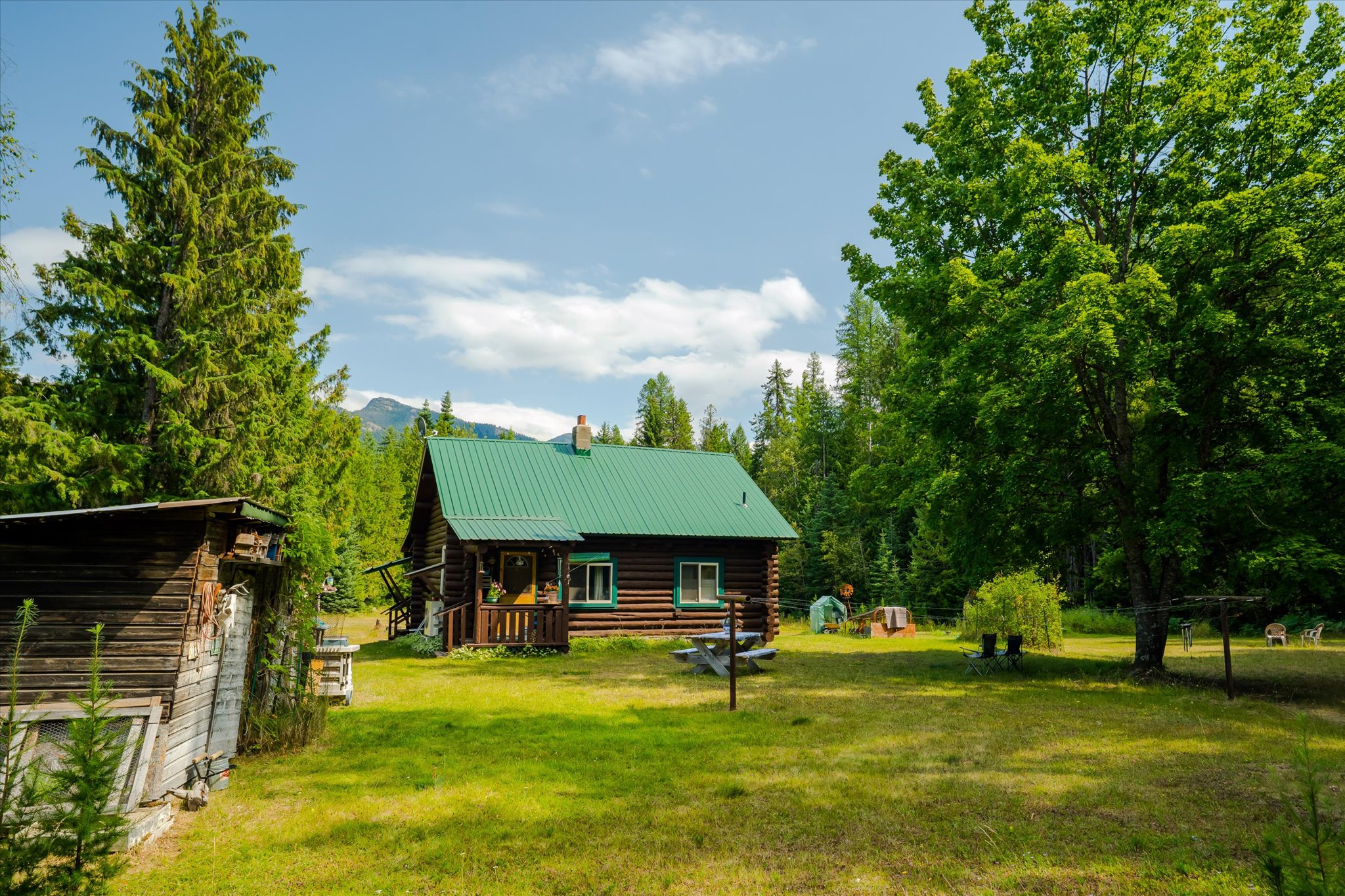 1041 Kern Road Property Photo 8