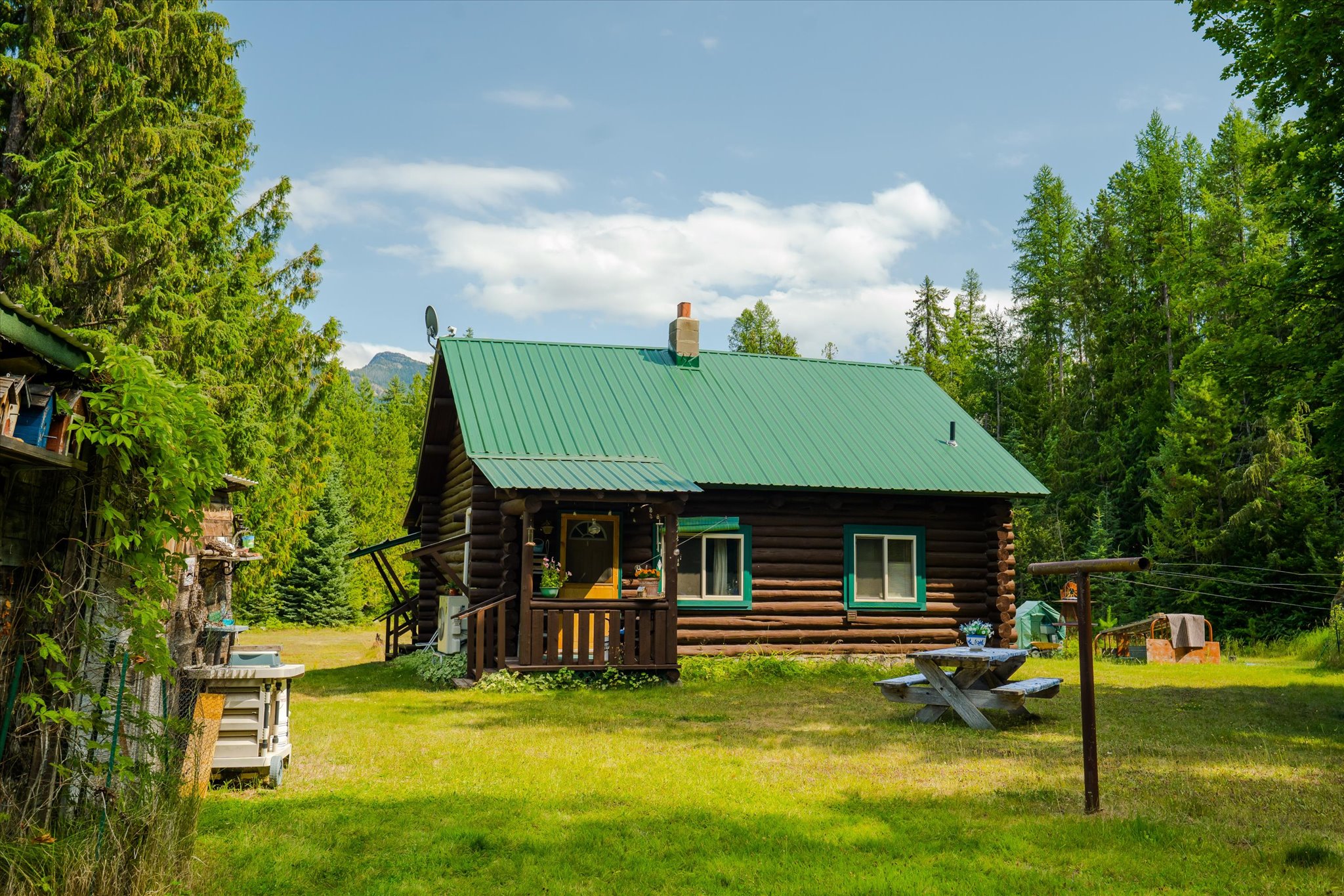 1041 Kern Road Property Photo 10