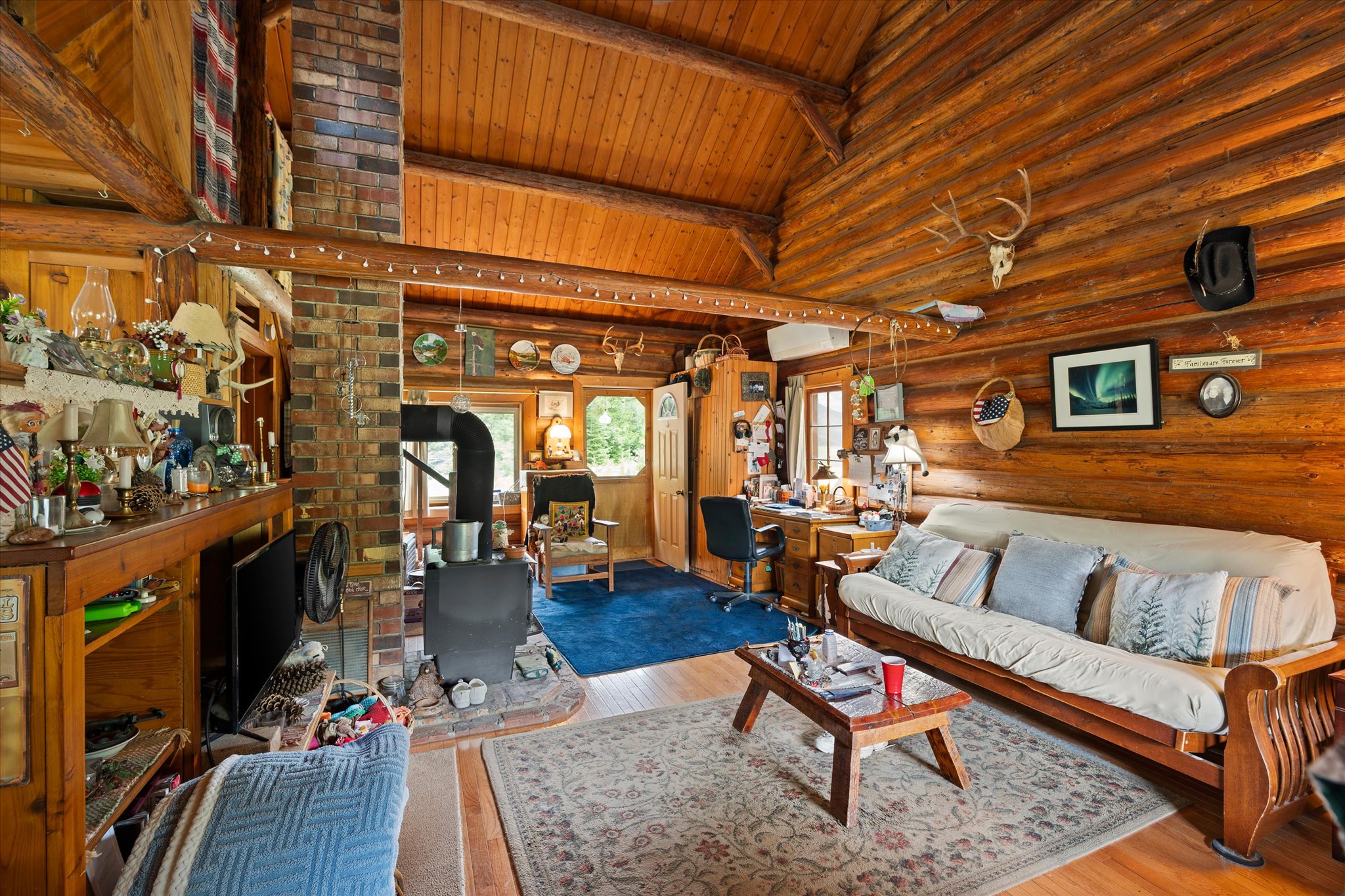 1041 Kern Road Property Photo 15