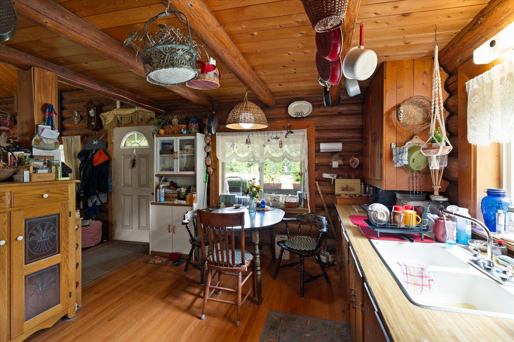 1041 Kern Road Property Photo 17