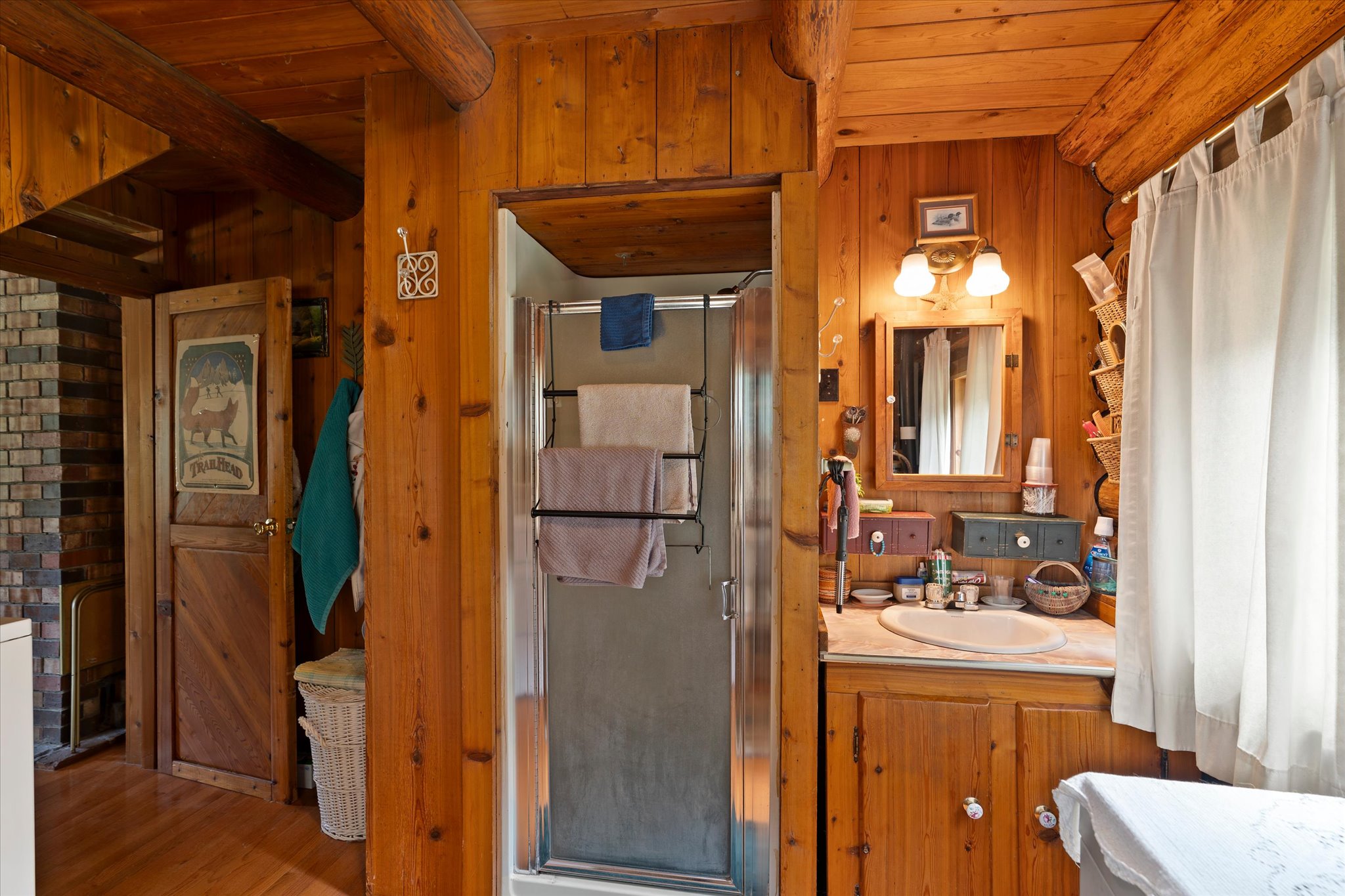 1041 Kern Road Property Photo 20