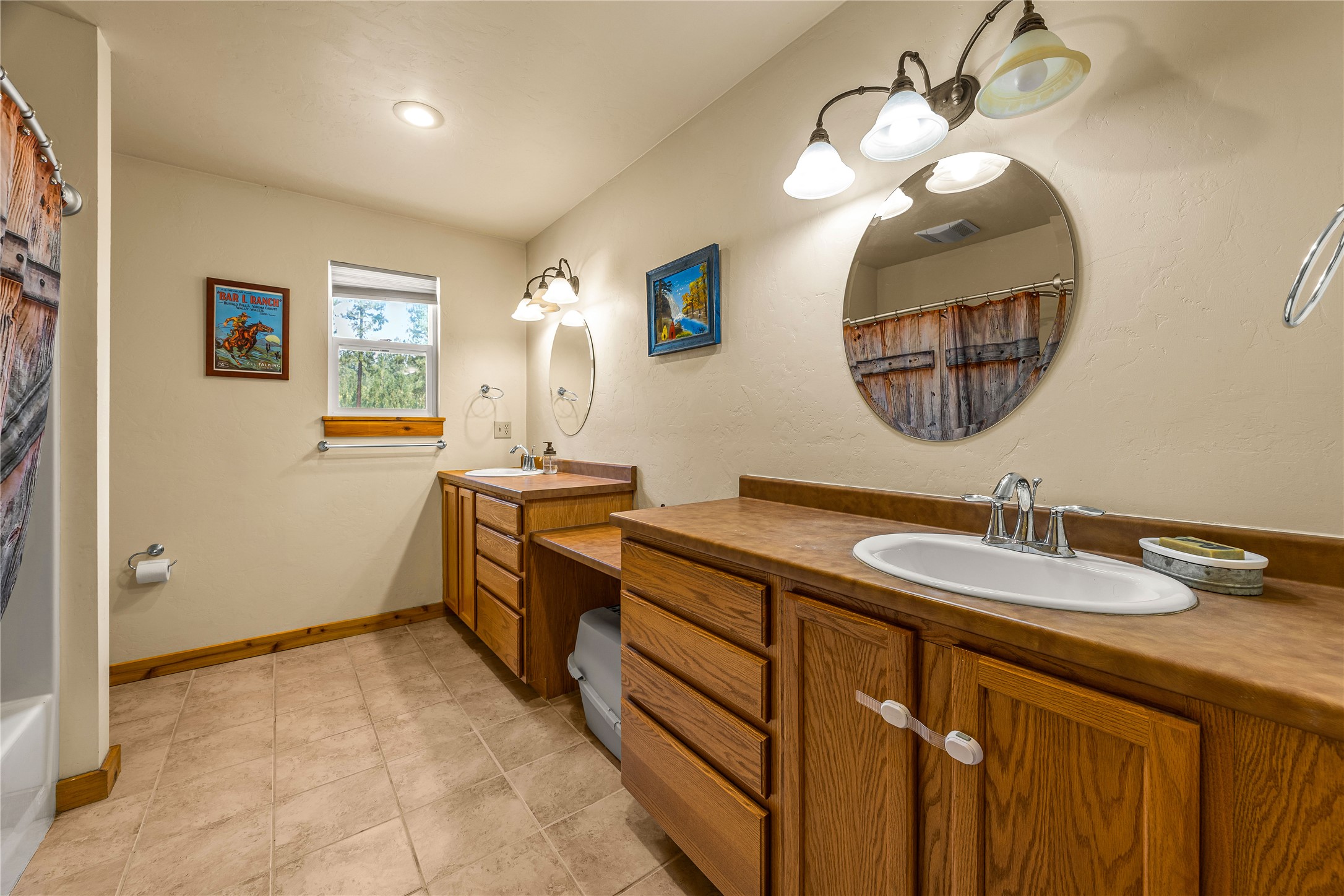 4064 Larkspur Lane Property Photo 14