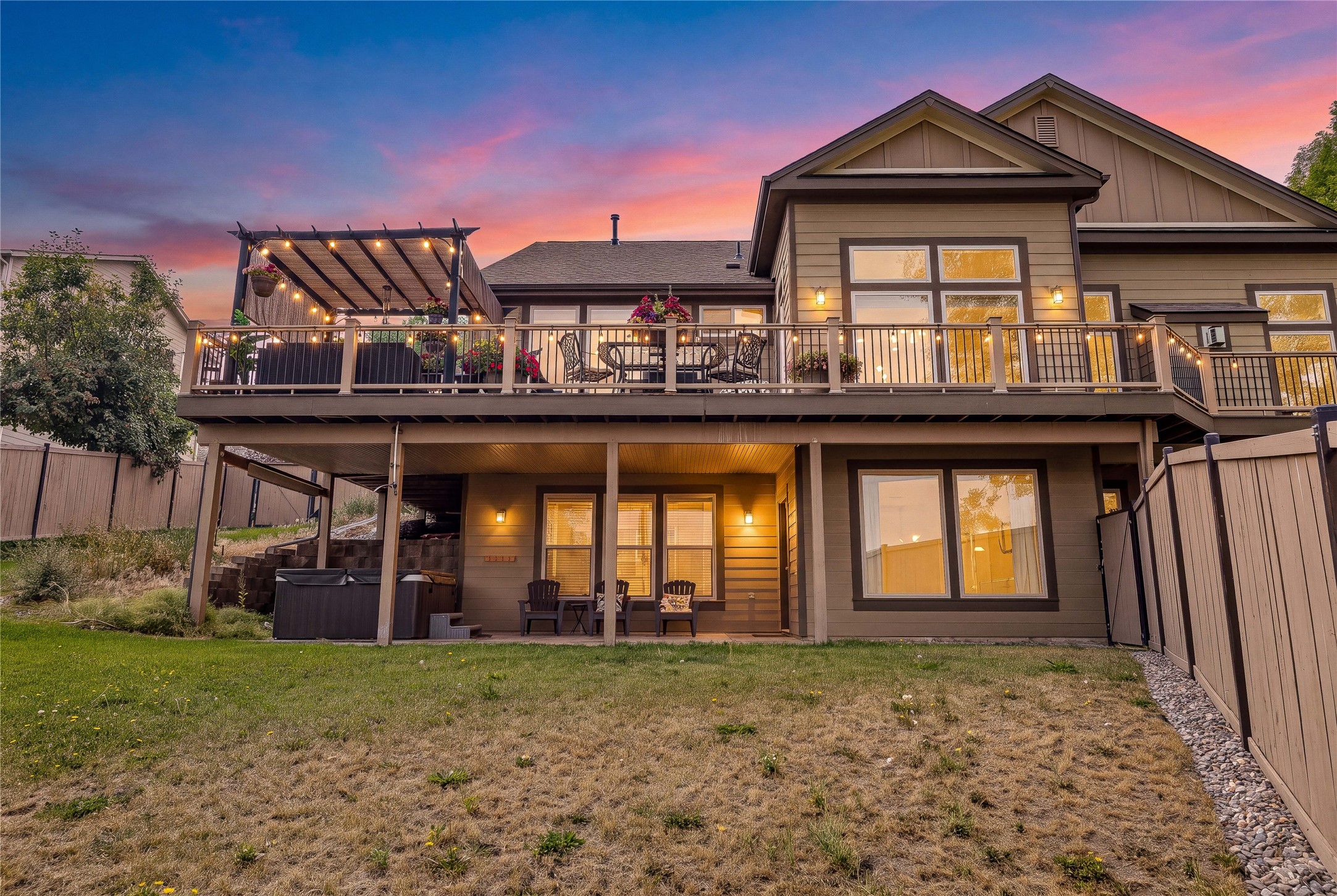 5056 Roy Court Property Photo 1