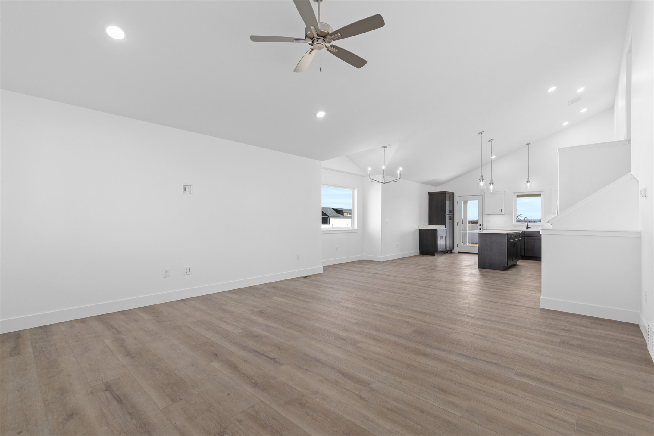 2239 Slate Road Property Photo 8