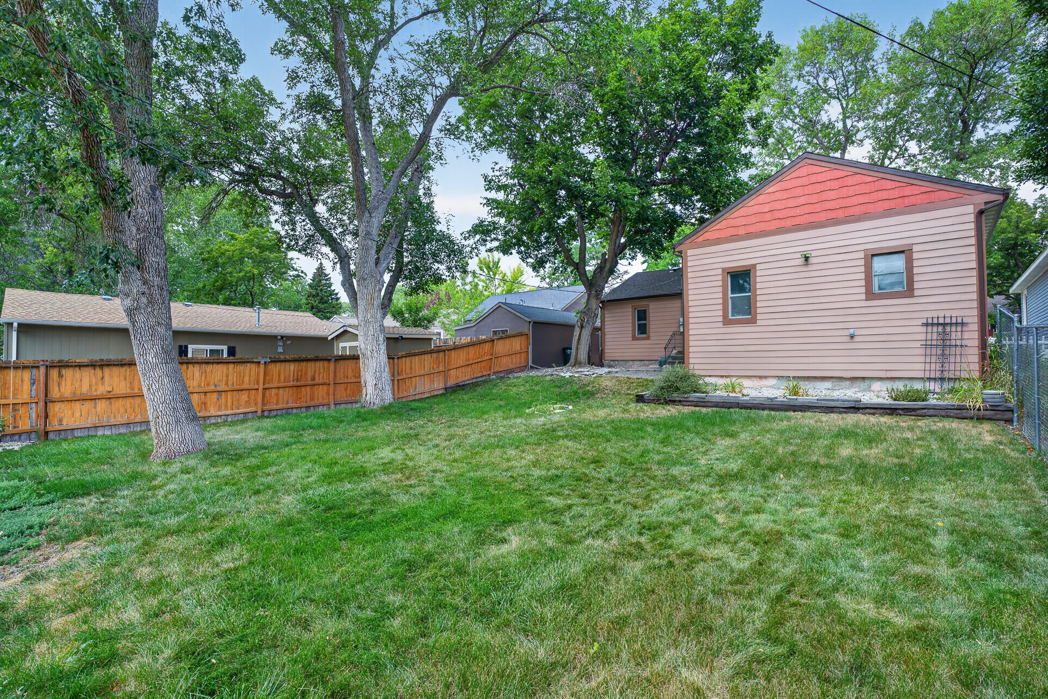 1126 Princeton Avenue Property Photo 9