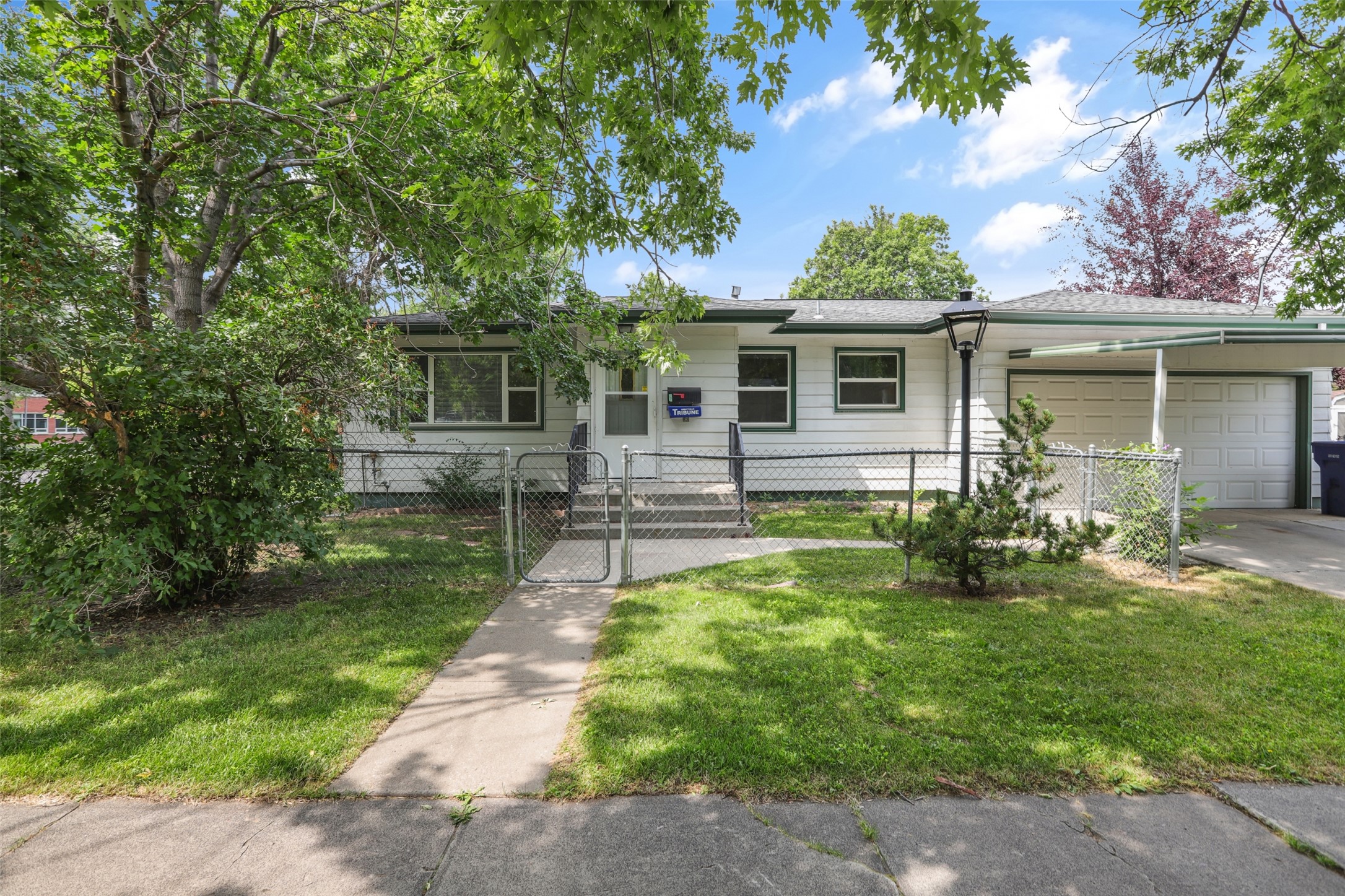 2 25th Street N Property Photo