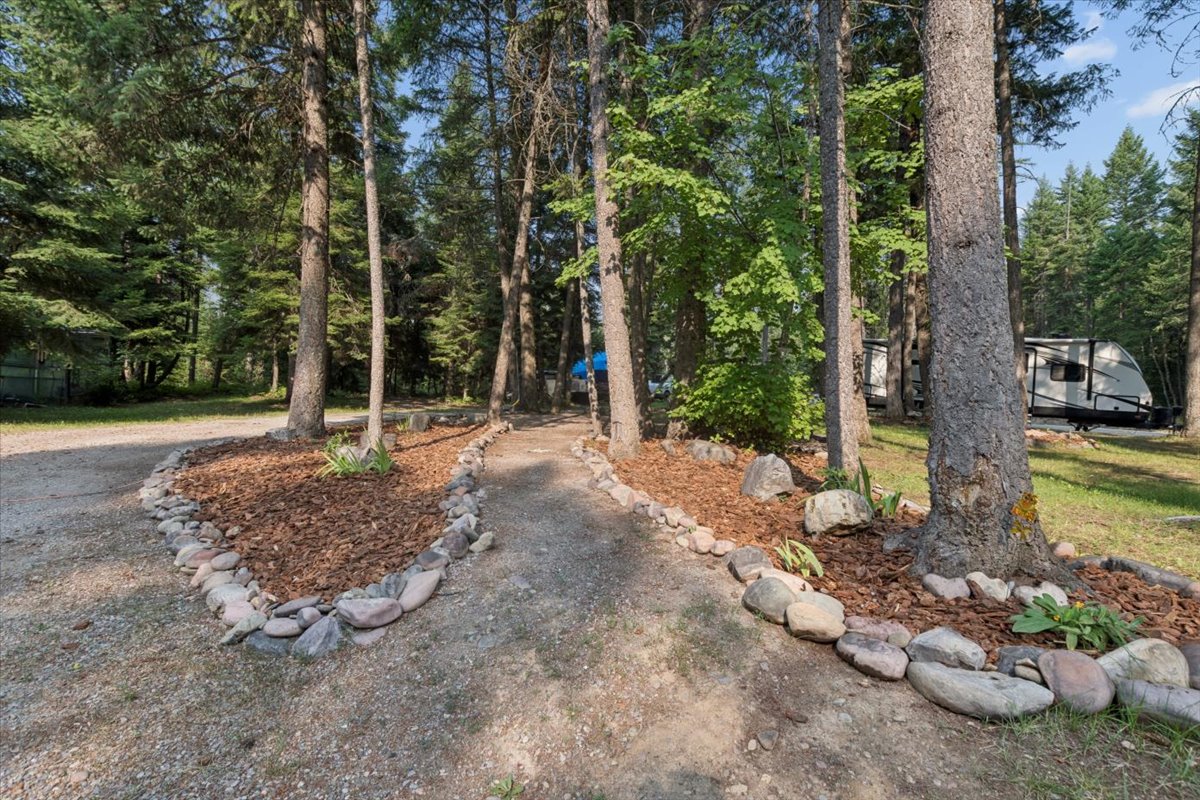 2034 Foothill Road Property Photo 31