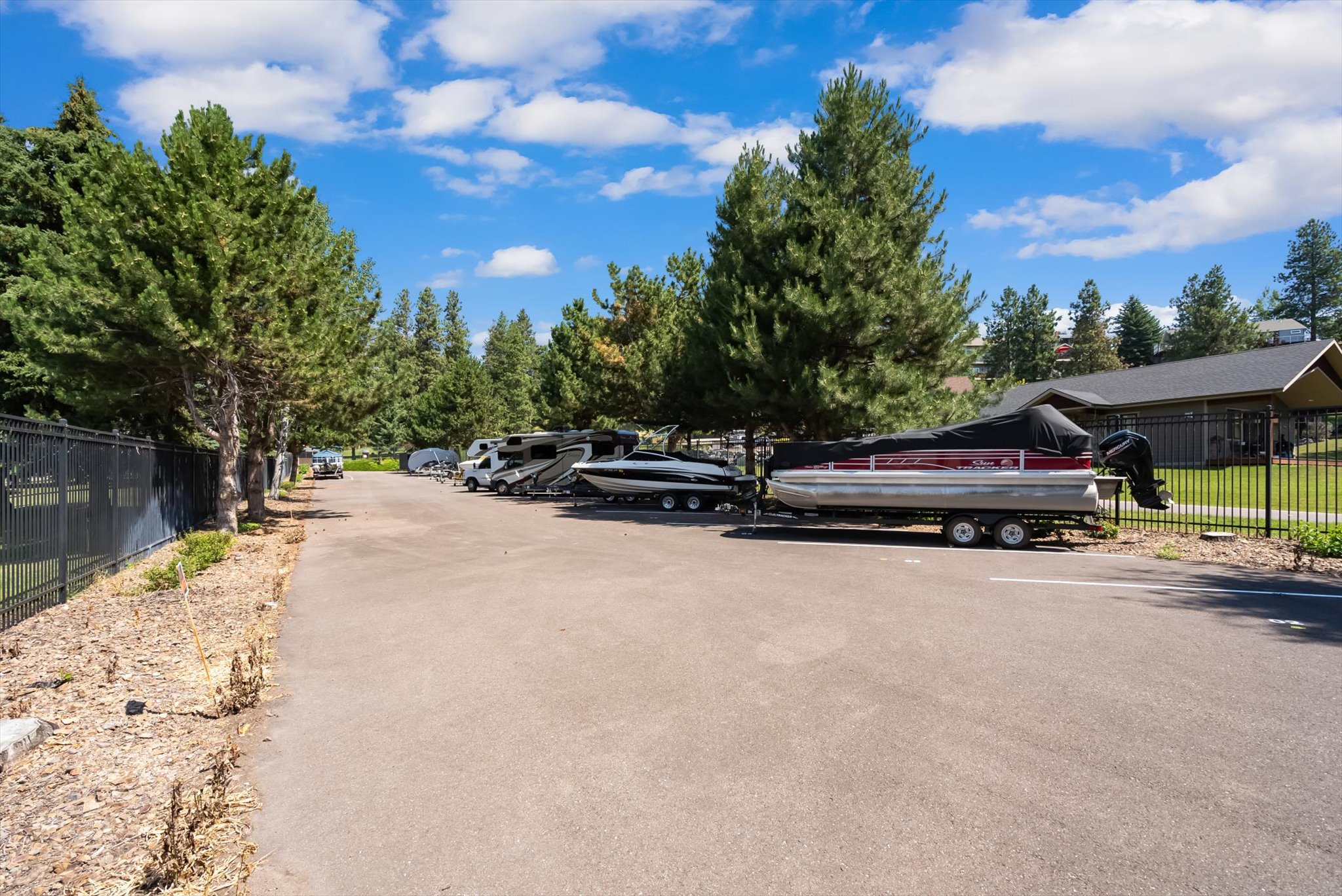 204 Bluebunch Court Property Photo 44