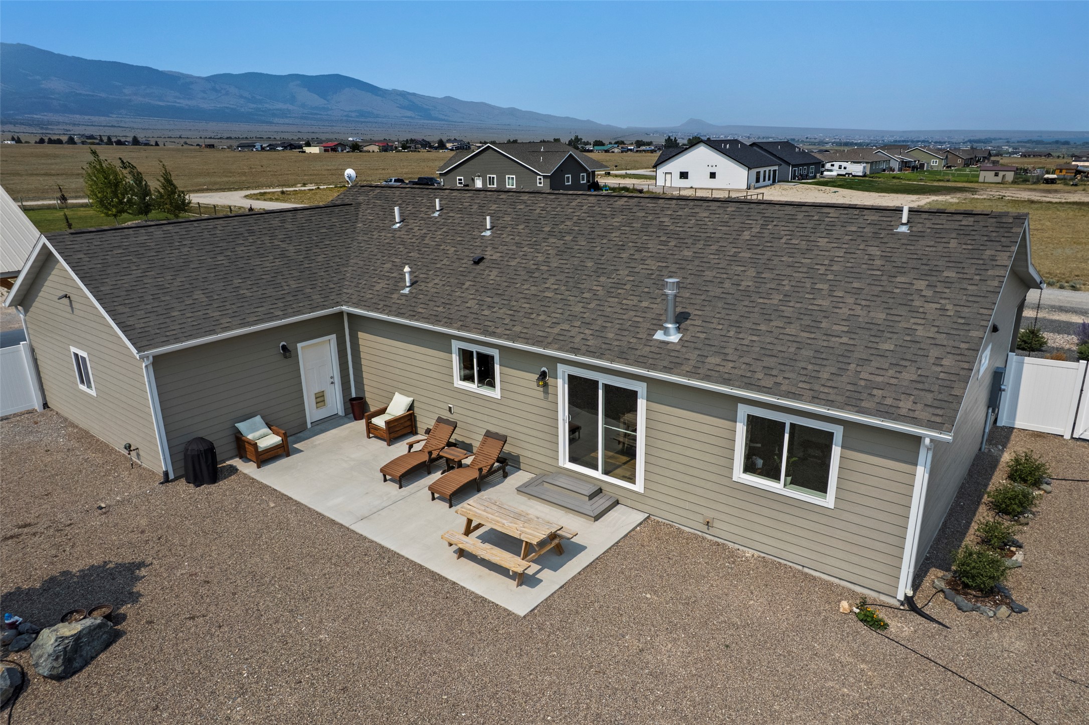 9 Blackfoot Trail Property Photo 77