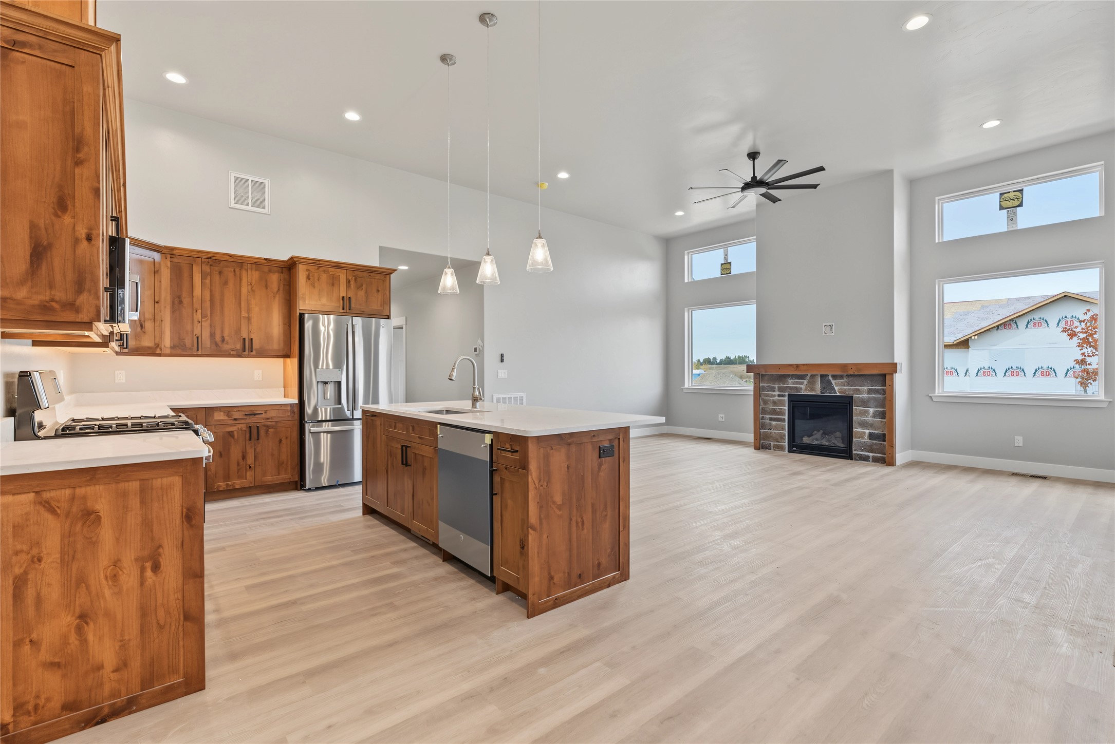 619 Jersey Way Property Photo 13