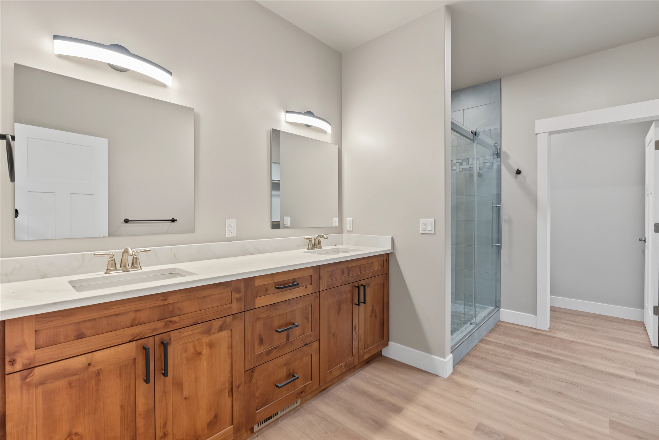 619 Jersey Way Property Photo 24