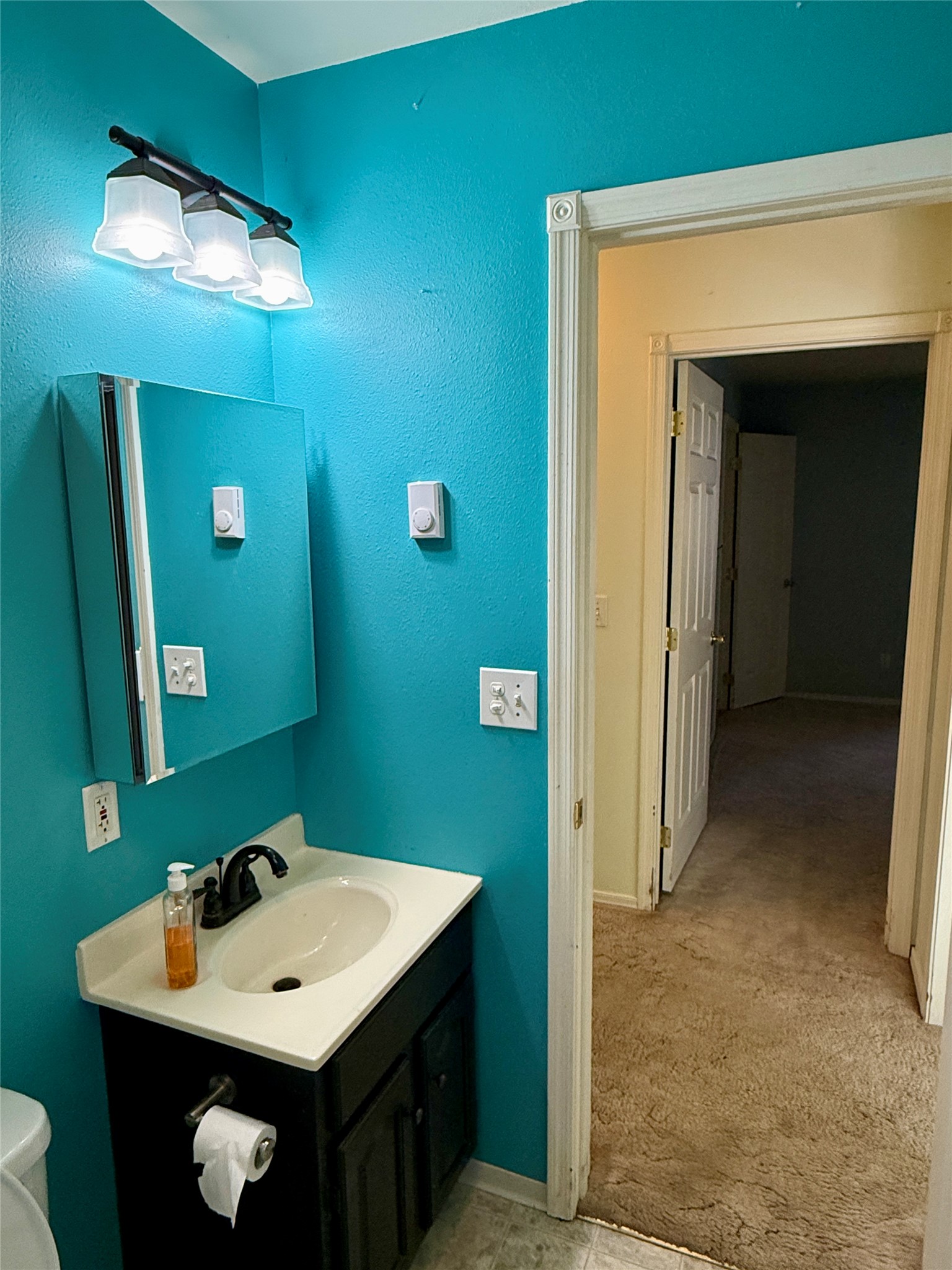 320 Remps Road Property Photo 27