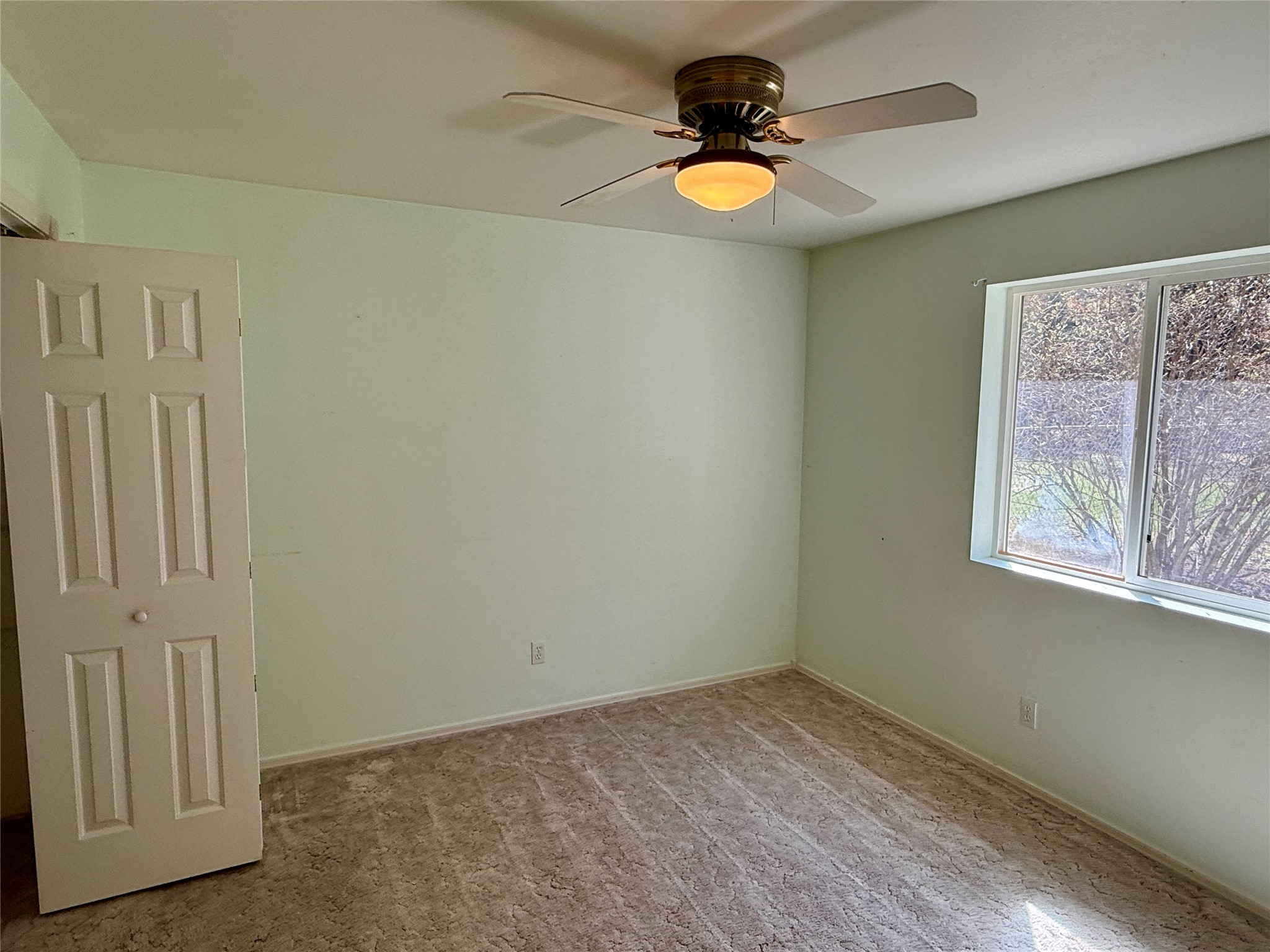 320 Remps Road Property Photo 29