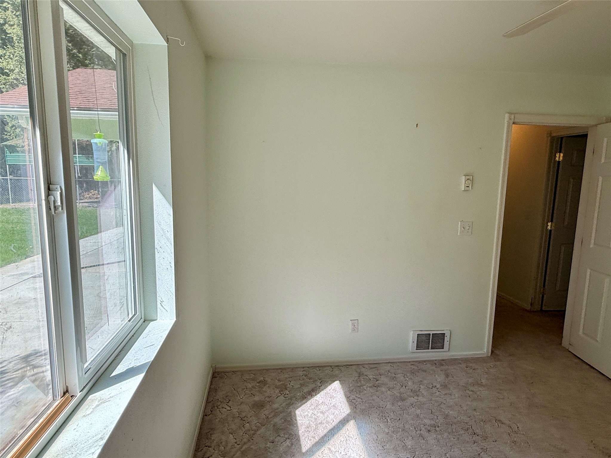 320 Remps Road Property Photo 30