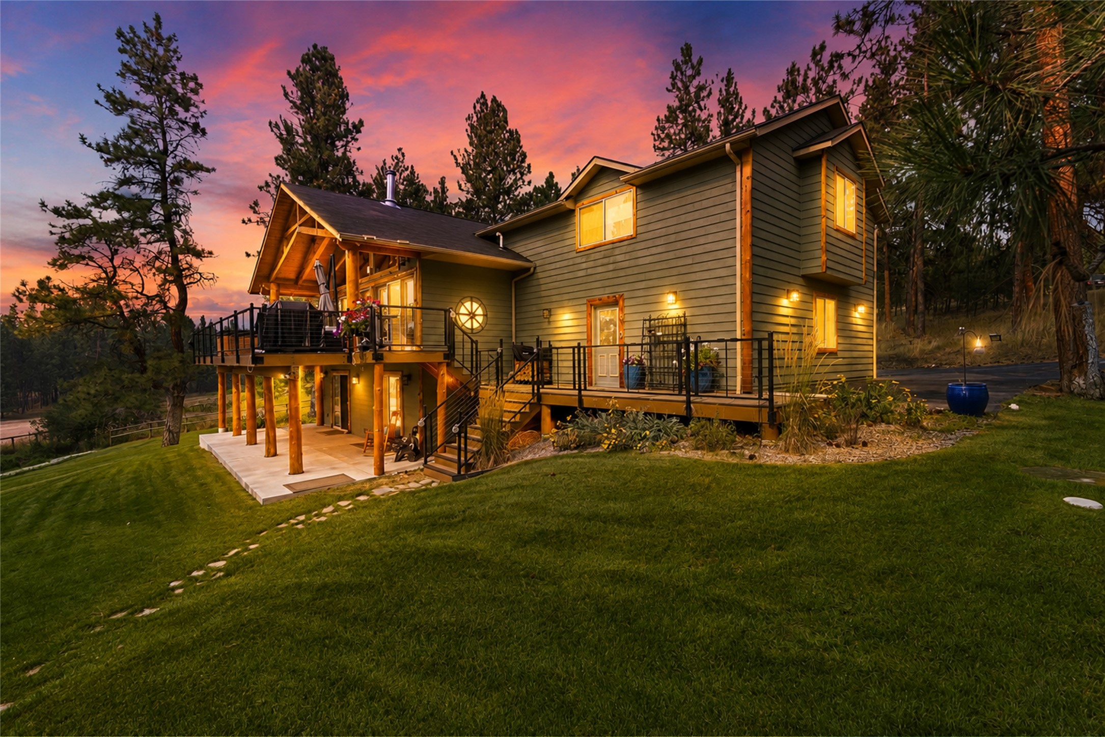156 El Capitan Loop Property Photo 1