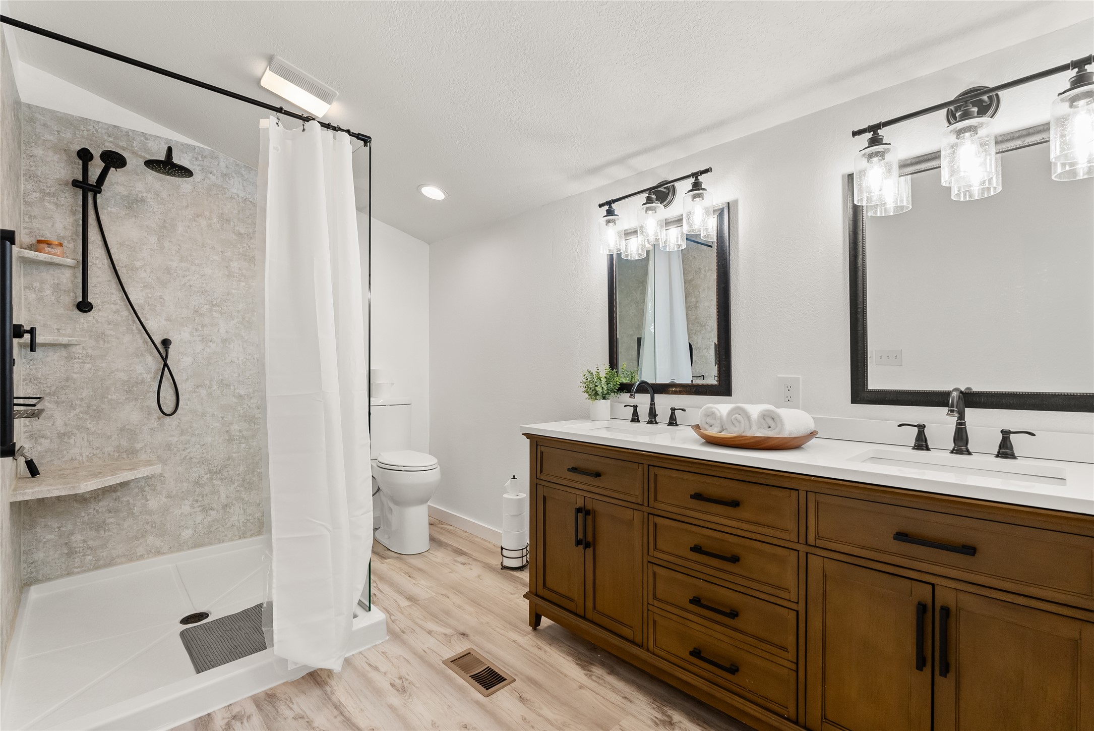 156 El Capitan Loop Property Photo 8