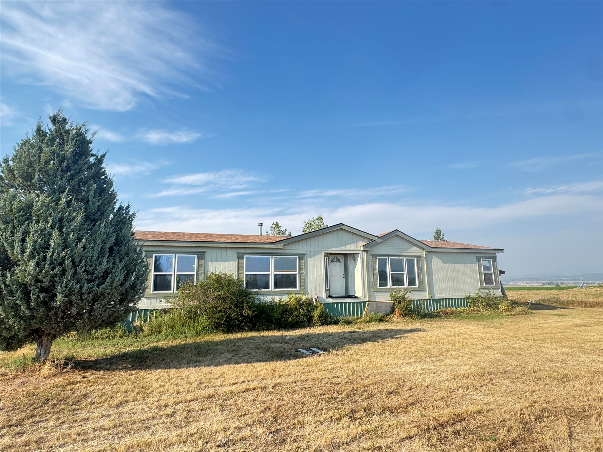 7155 Montana Avenue Property Photo 1
