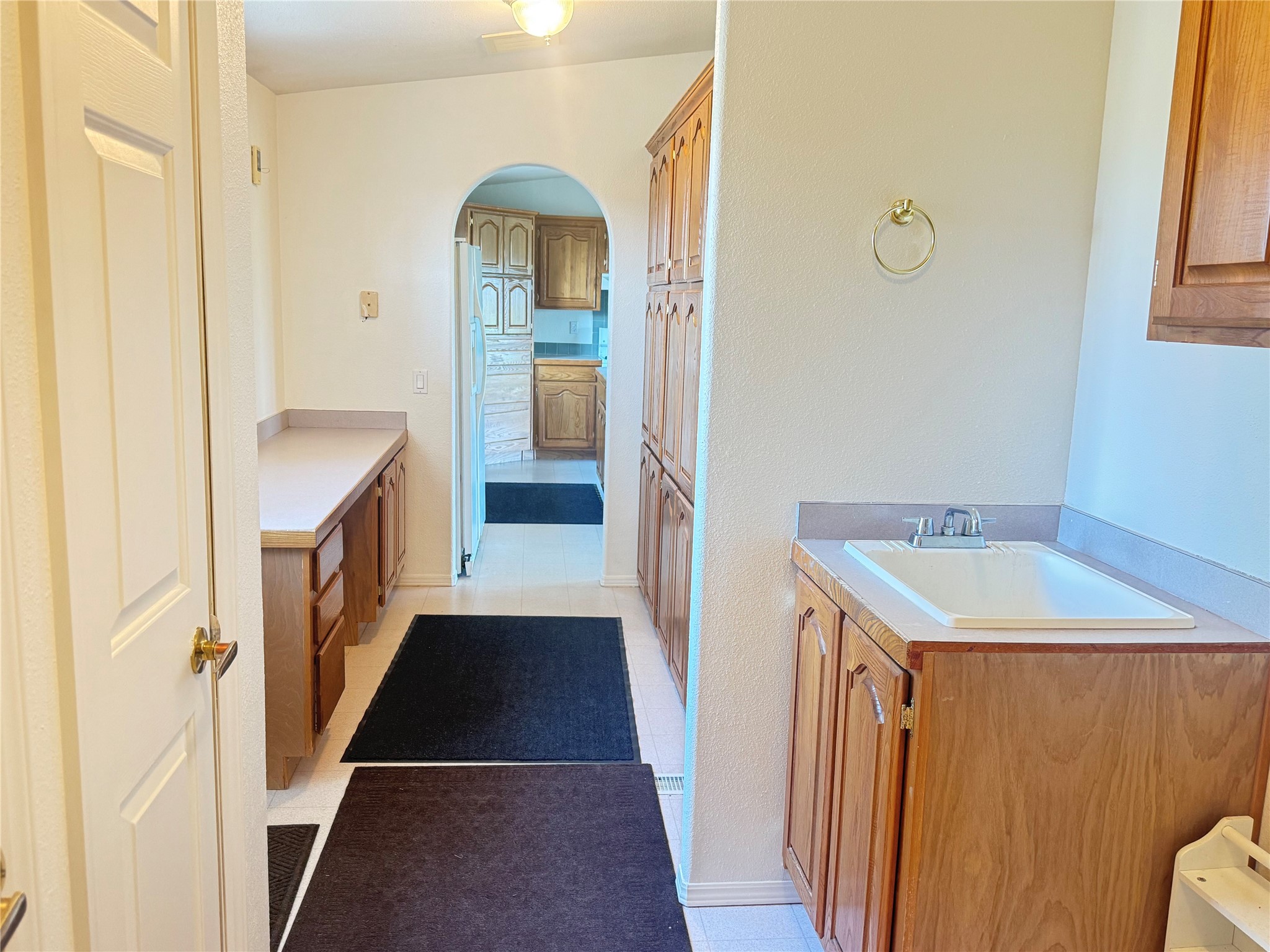 7155 Montana Avenue Property Photo 5