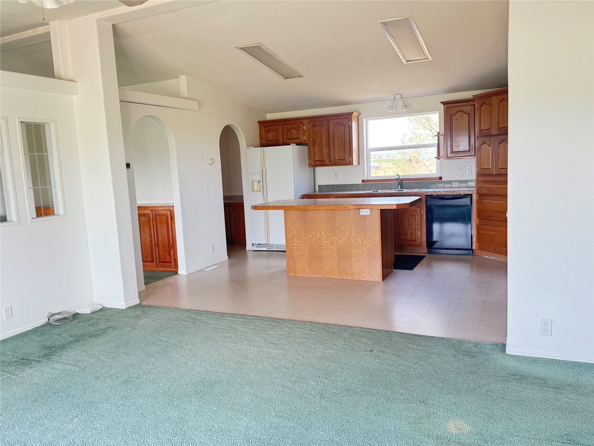 7155 Montana Avenue Property Photo 9