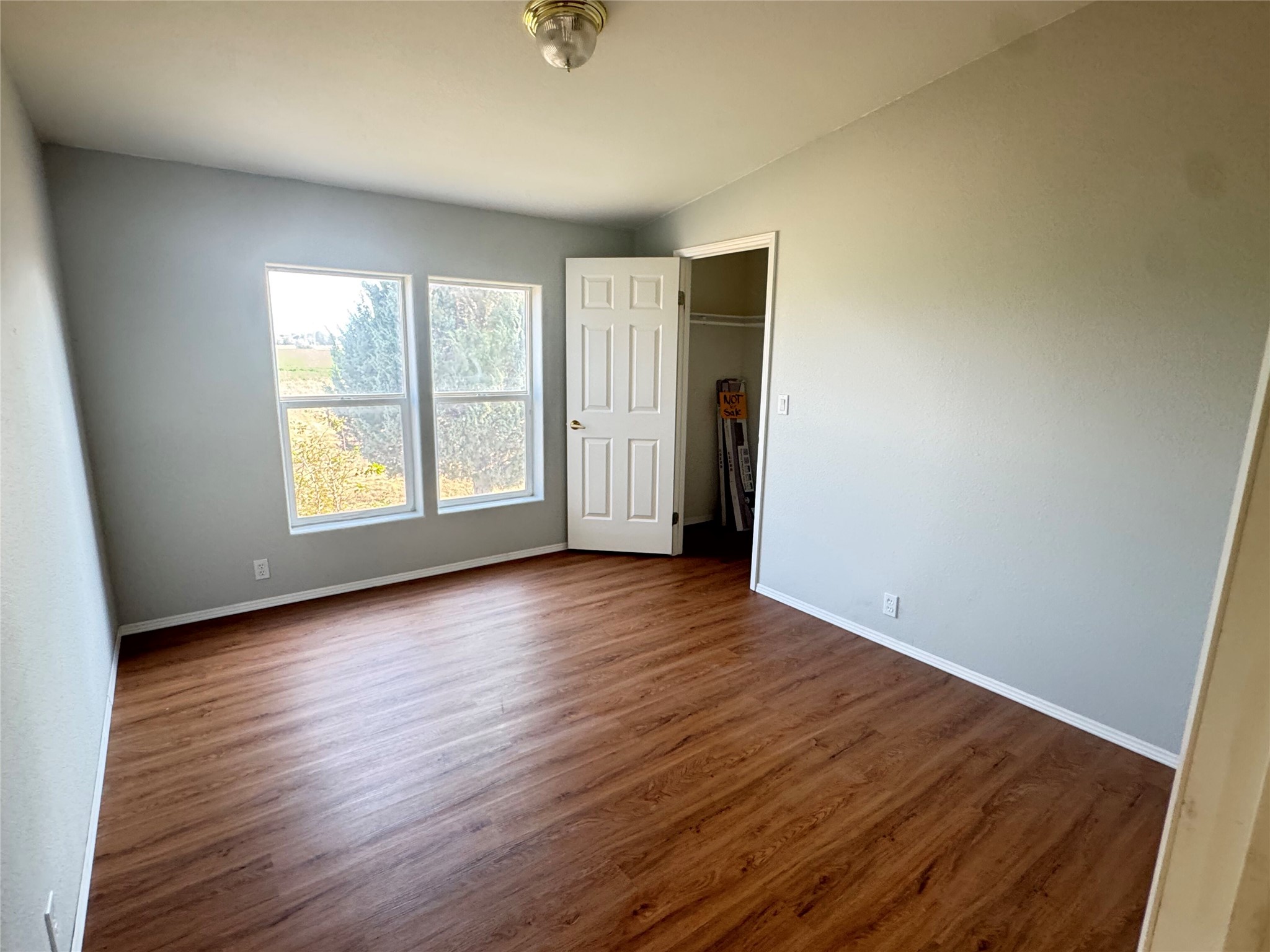7155 Montana Avenue Property Photo 15
