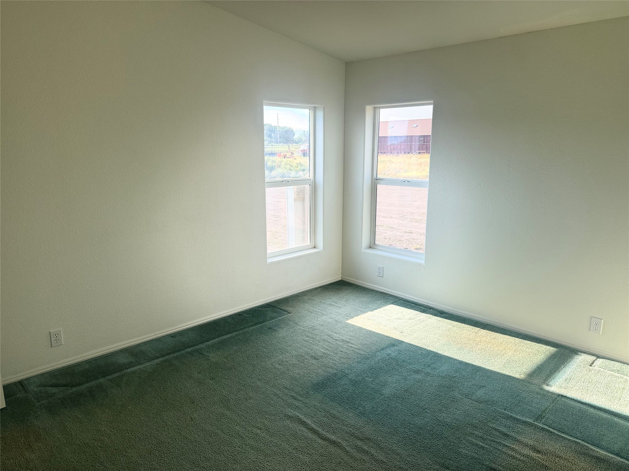7155 Montana Avenue Property Photo 25