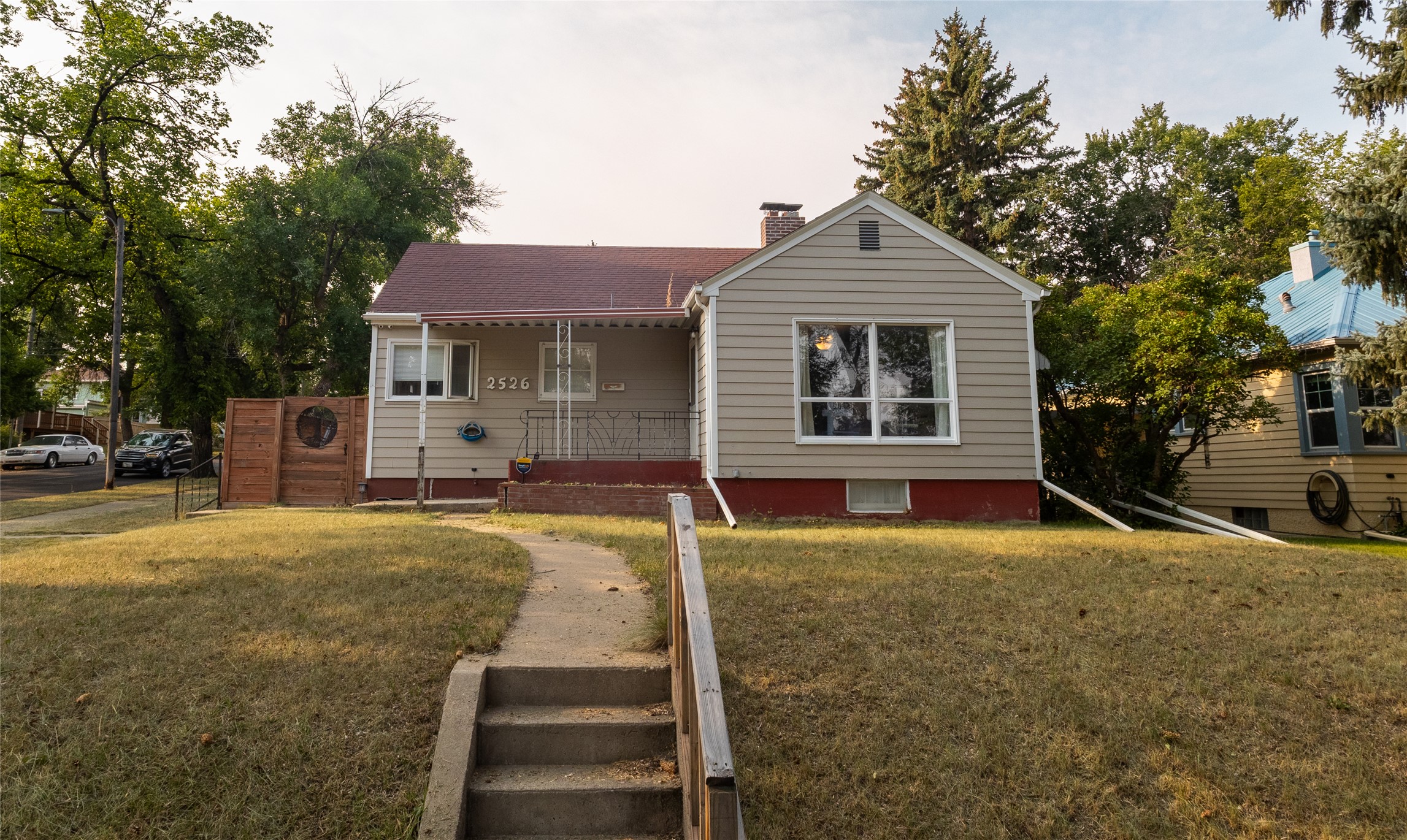 2526 4th Avenue N Property Photo 1