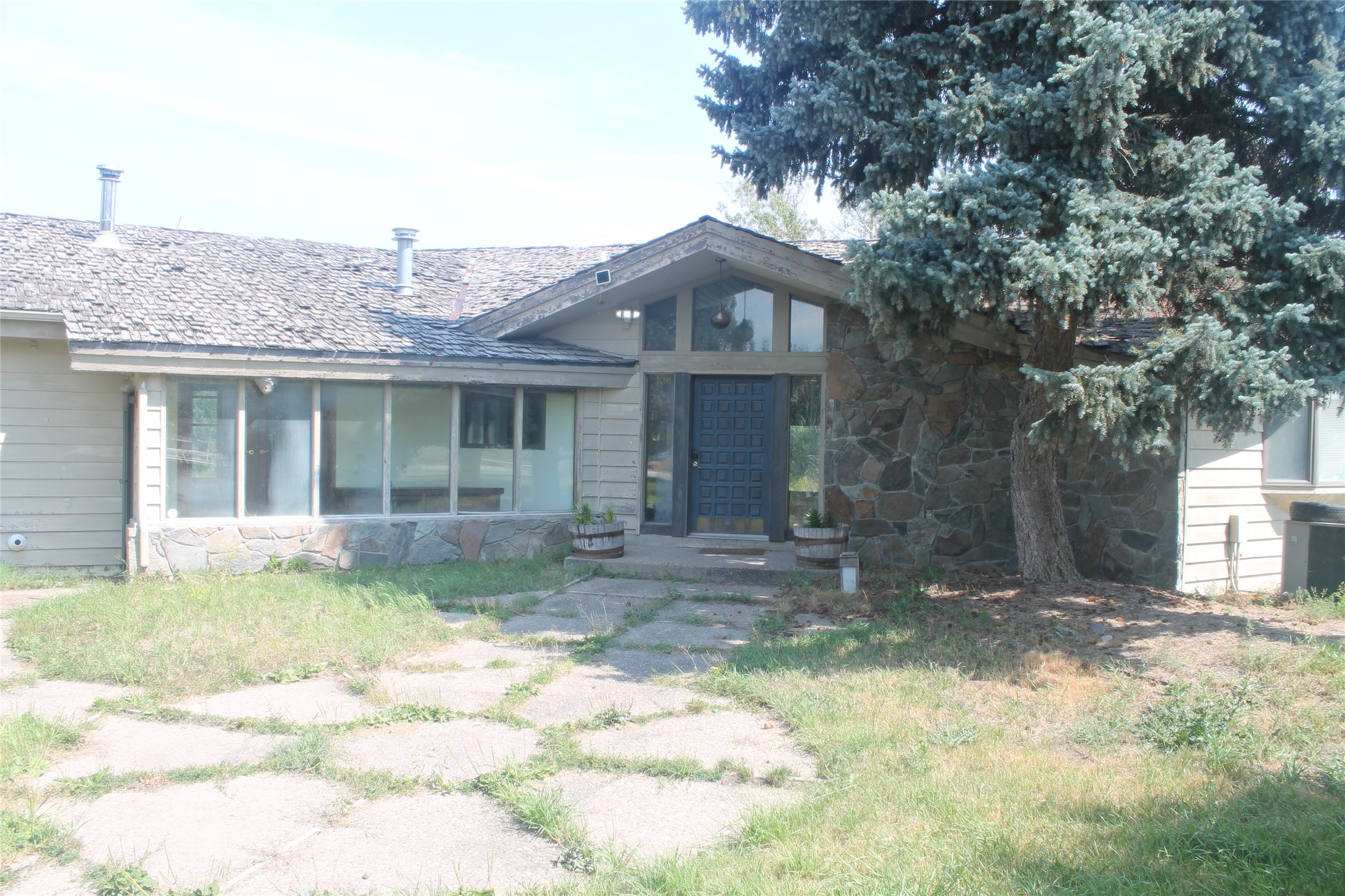 159 Westland Drive Property Photo 1