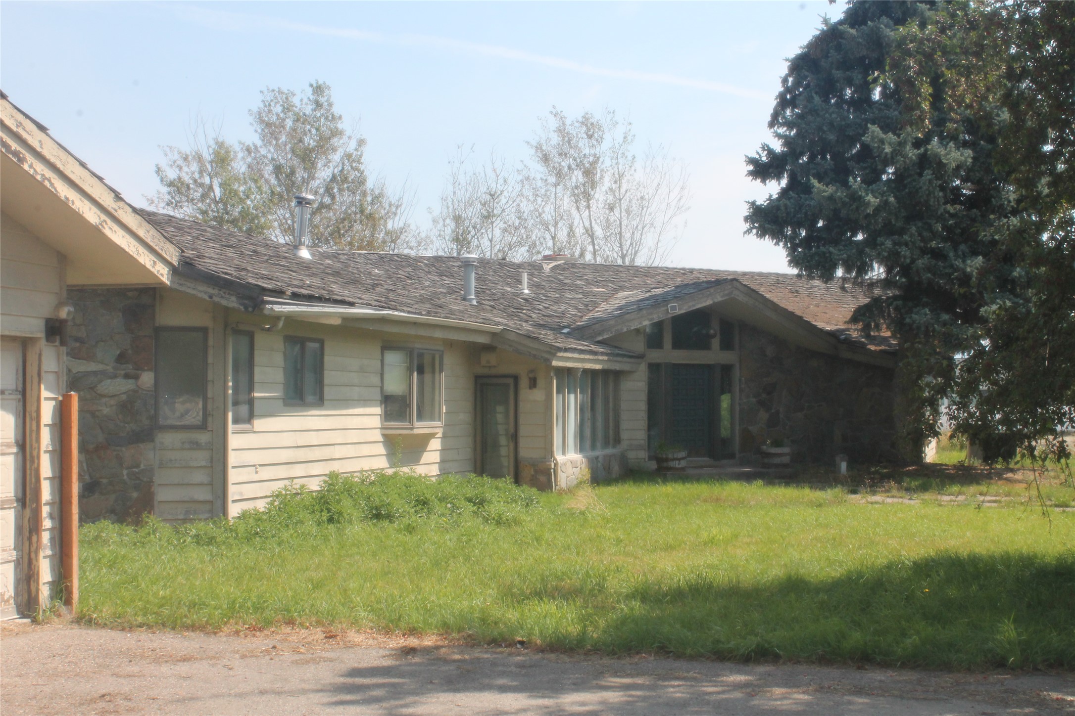 159 Westland Drive Property Photo 3