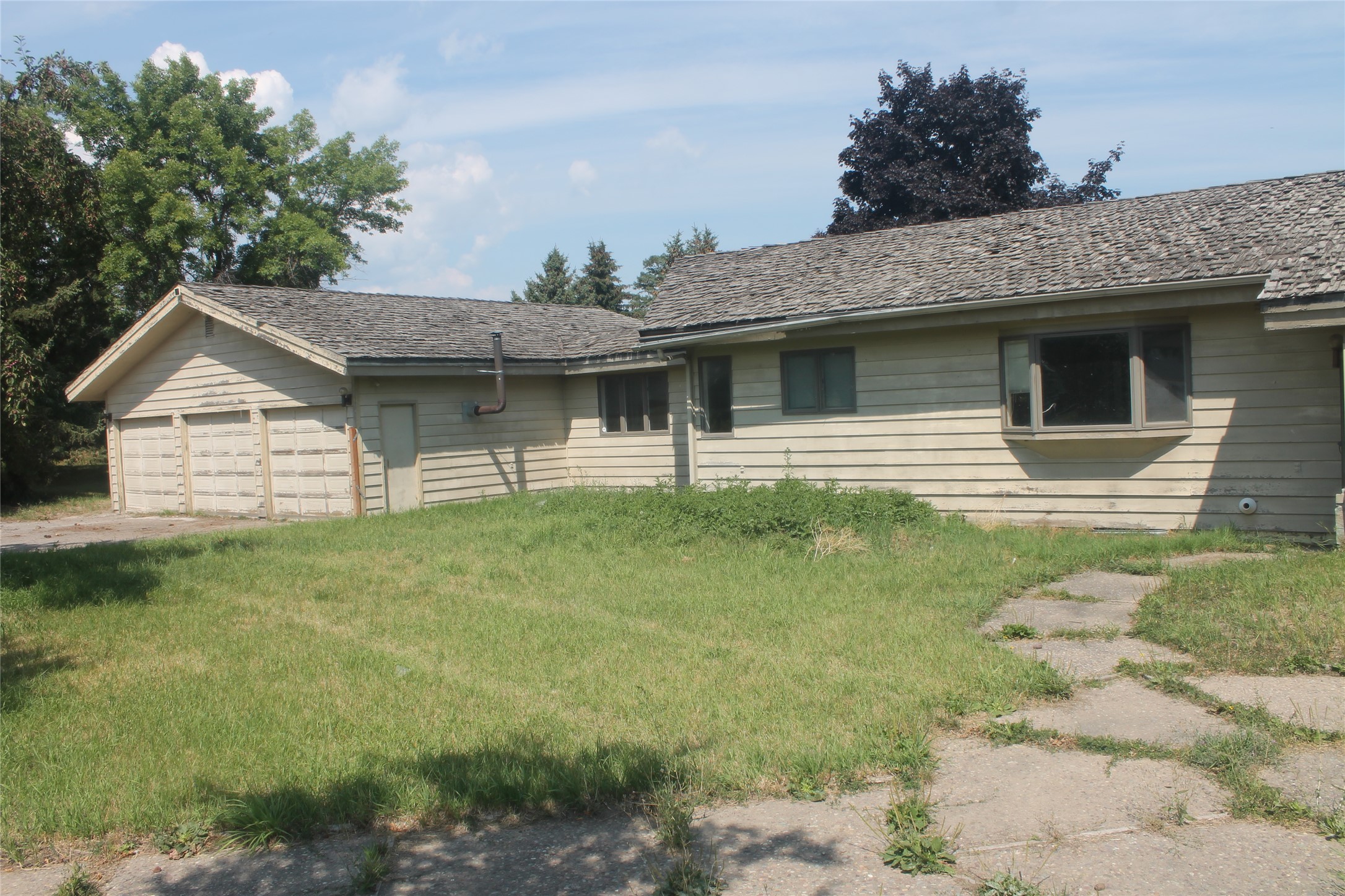 159 Westland Drive Property Photo 4