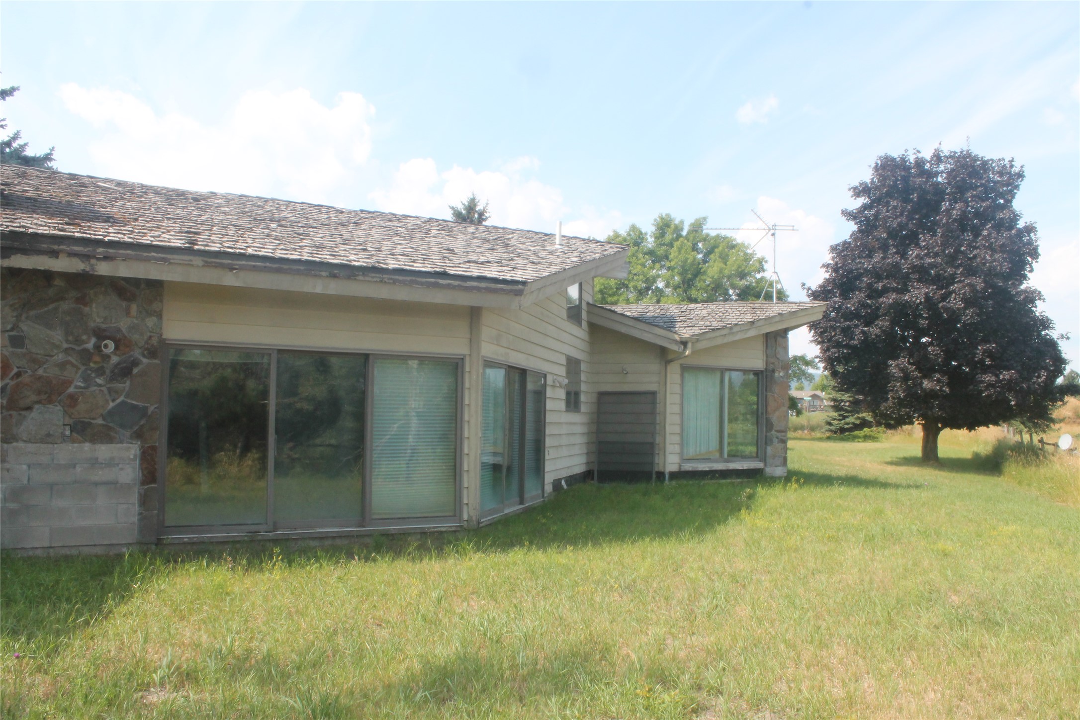 159 Westland Drive Property Photo 6