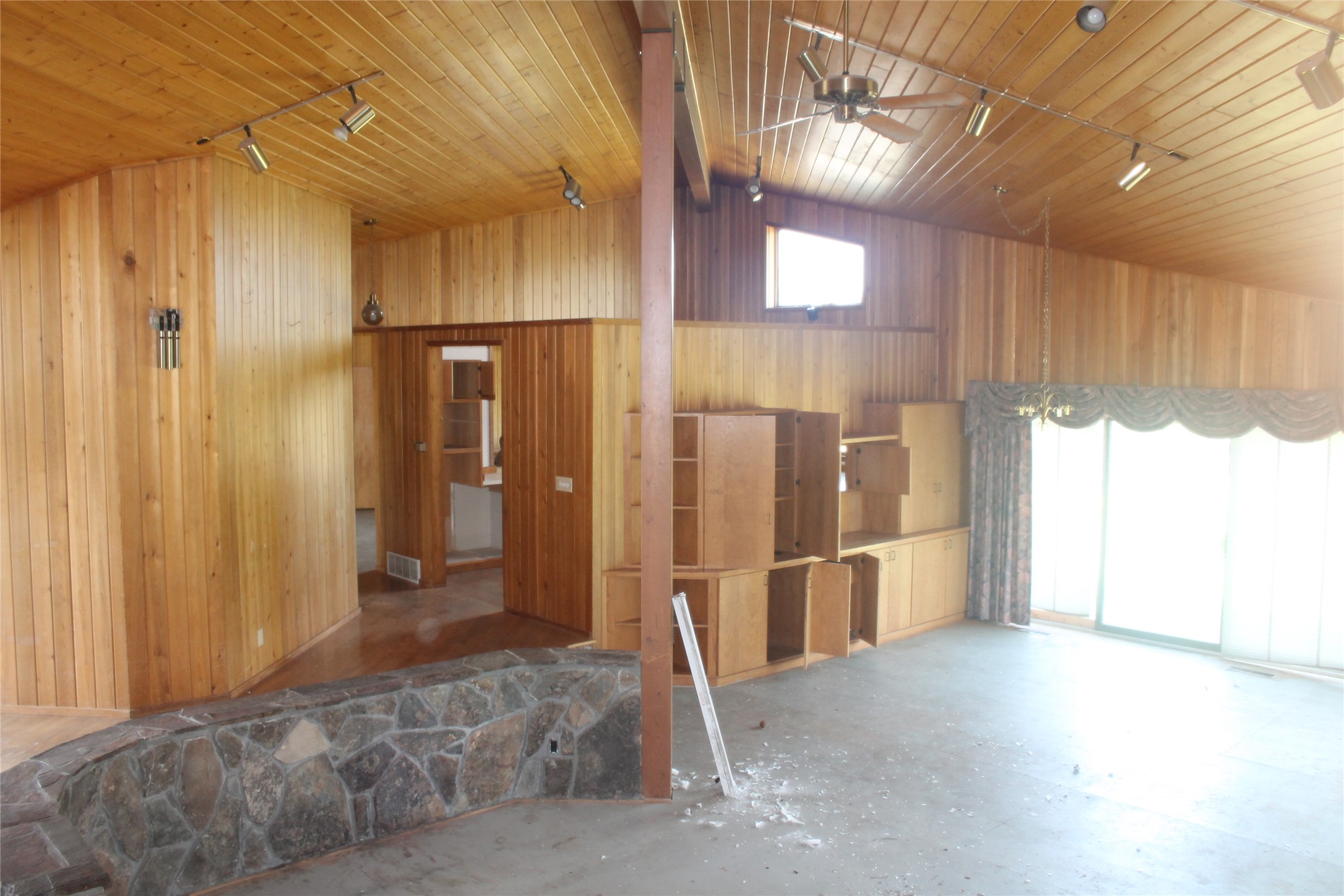 159 Westland Drive Property Photo 18