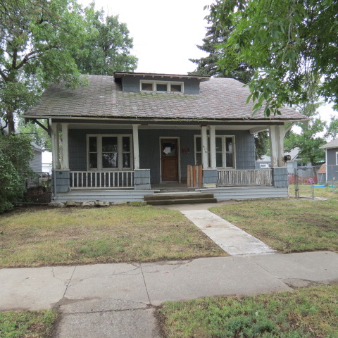 618 6th Avenue S Property Photo 1