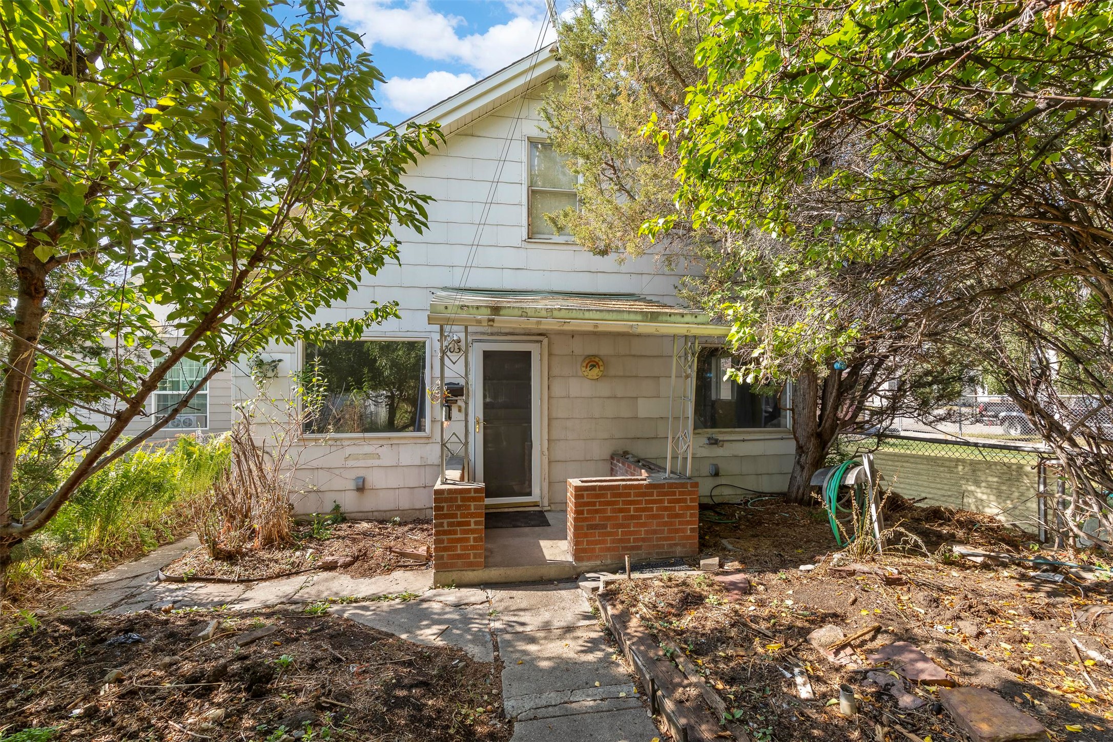 1003 E 3rd Street Property Photo 6