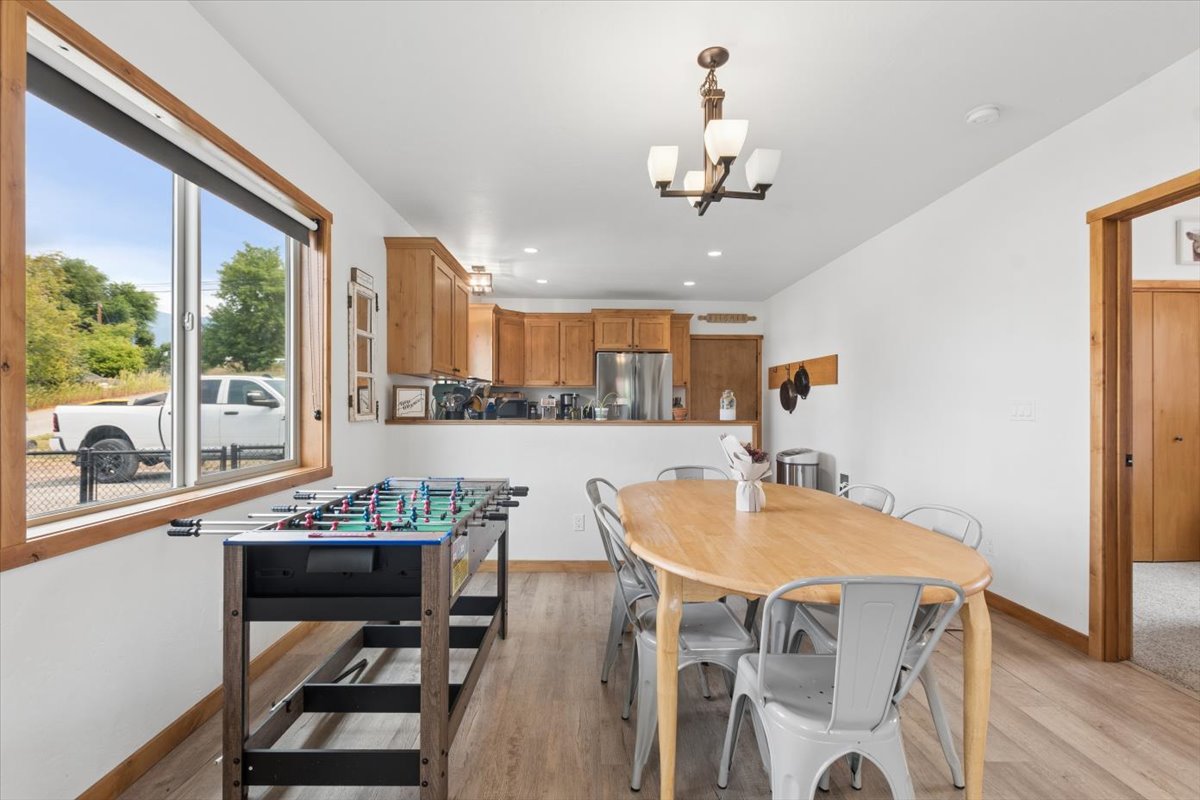 414 2nd Avenue E Property Photo 10