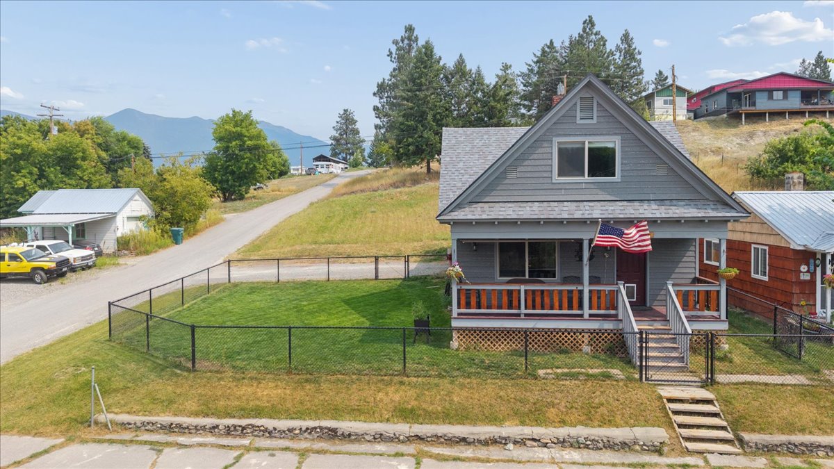 414 2nd Avenue E Property Photo 33