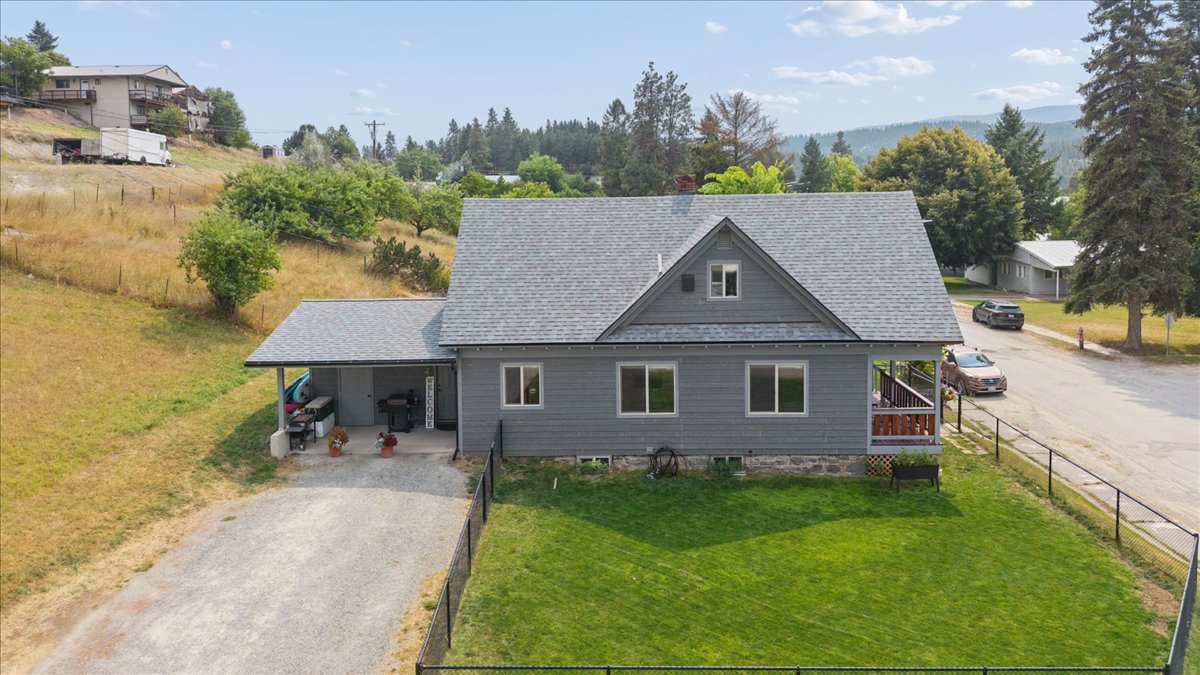 414 2nd Avenue E Property Photo 35
