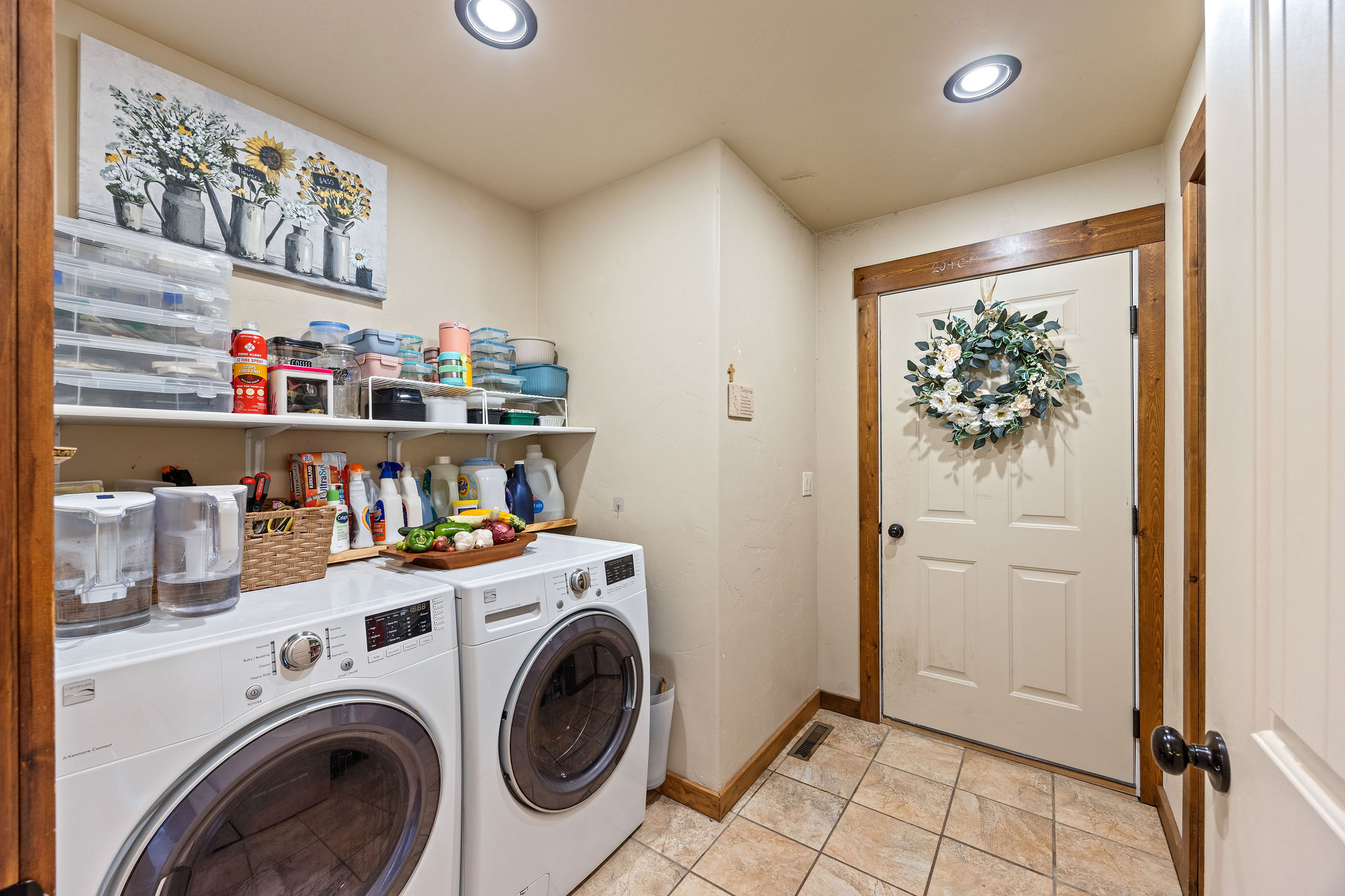 160 Weimar Way Property Photo 18