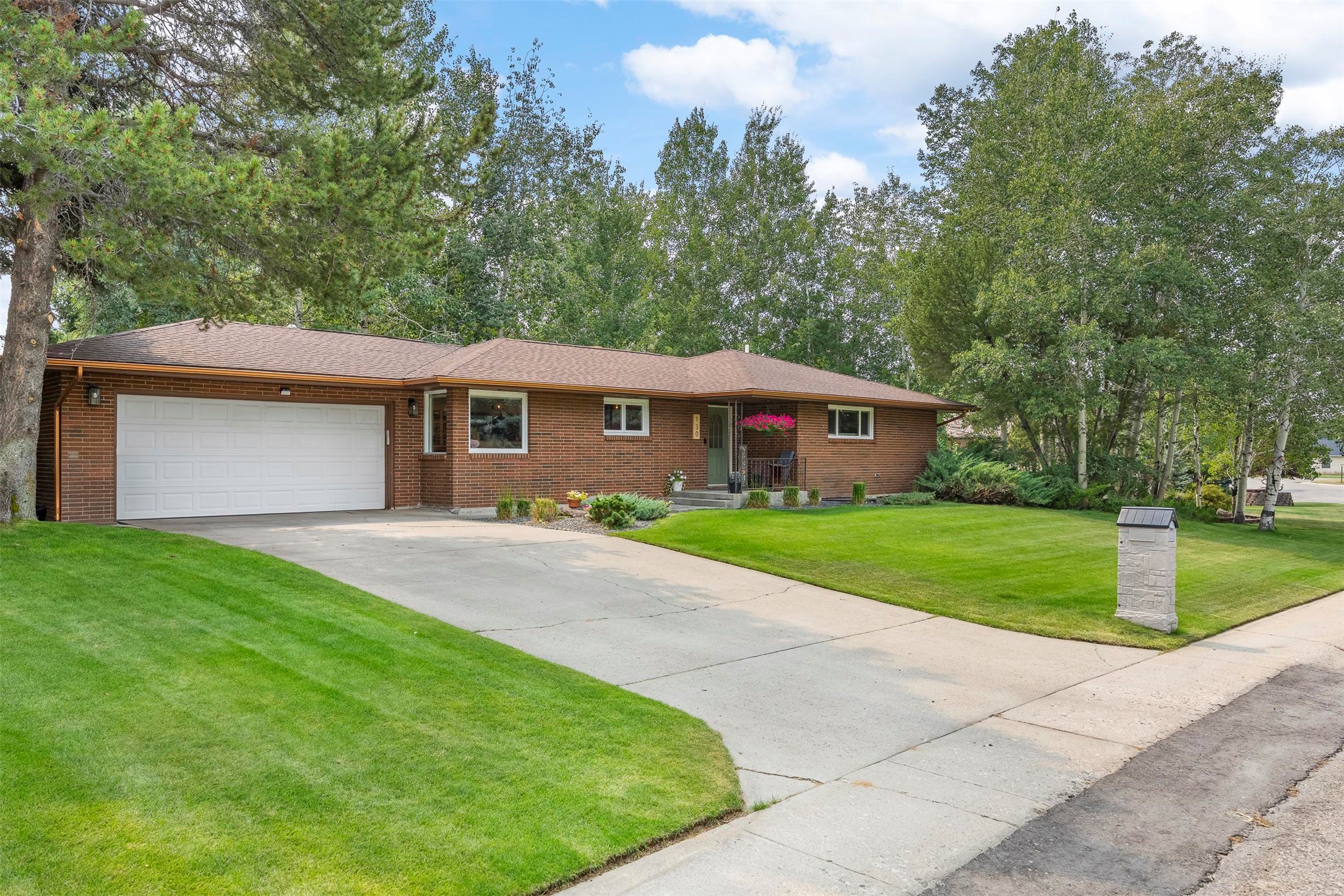130 Rampart Drive Property Photo