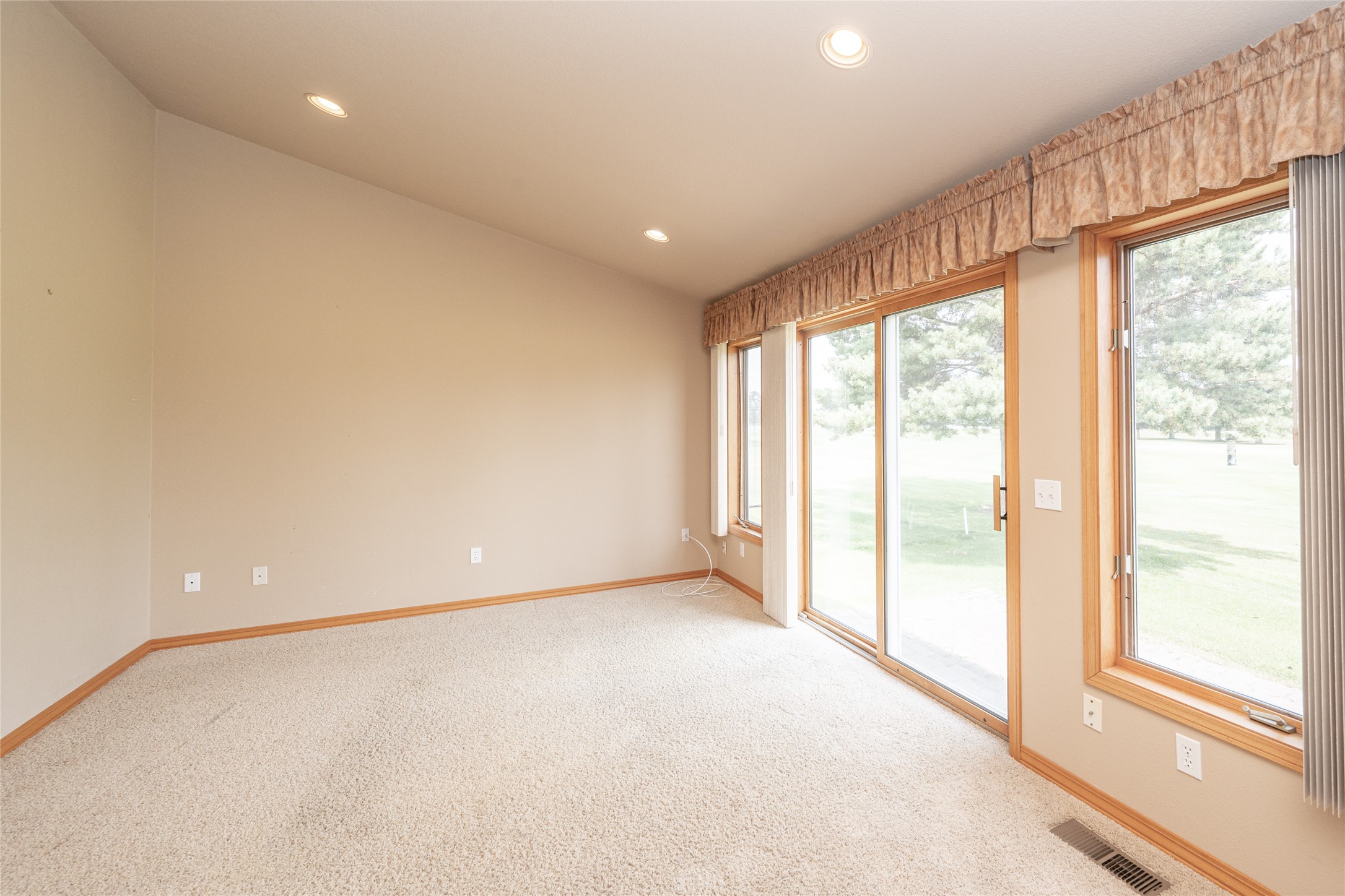 109 Trevino Drive Property Photo 24