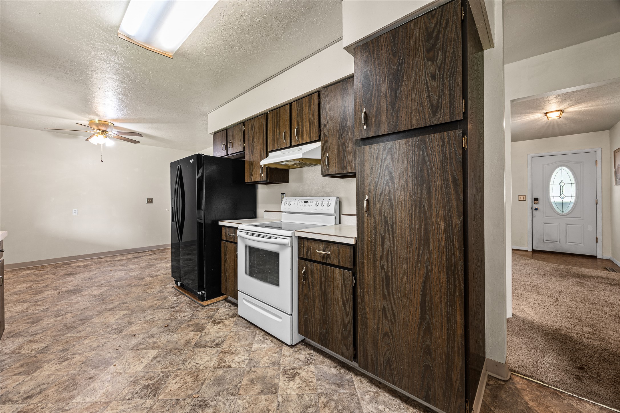 4619 Larch Avenue Property Photo 10
