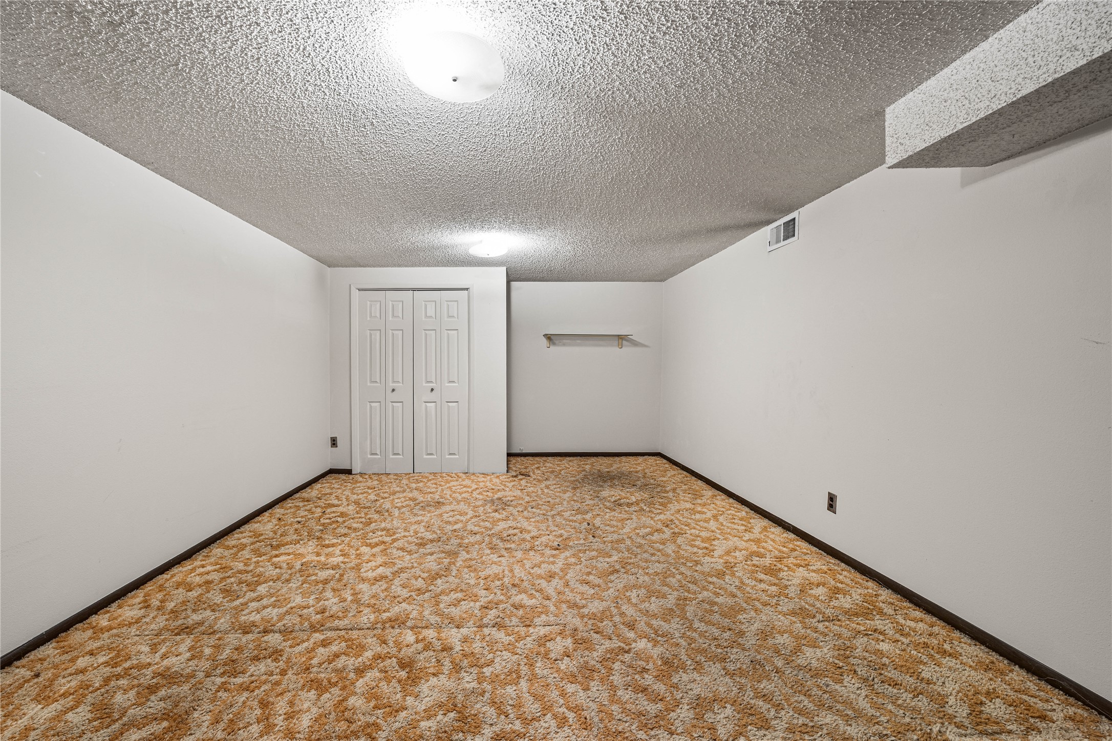 4619 Larch Avenue Property Photo 29