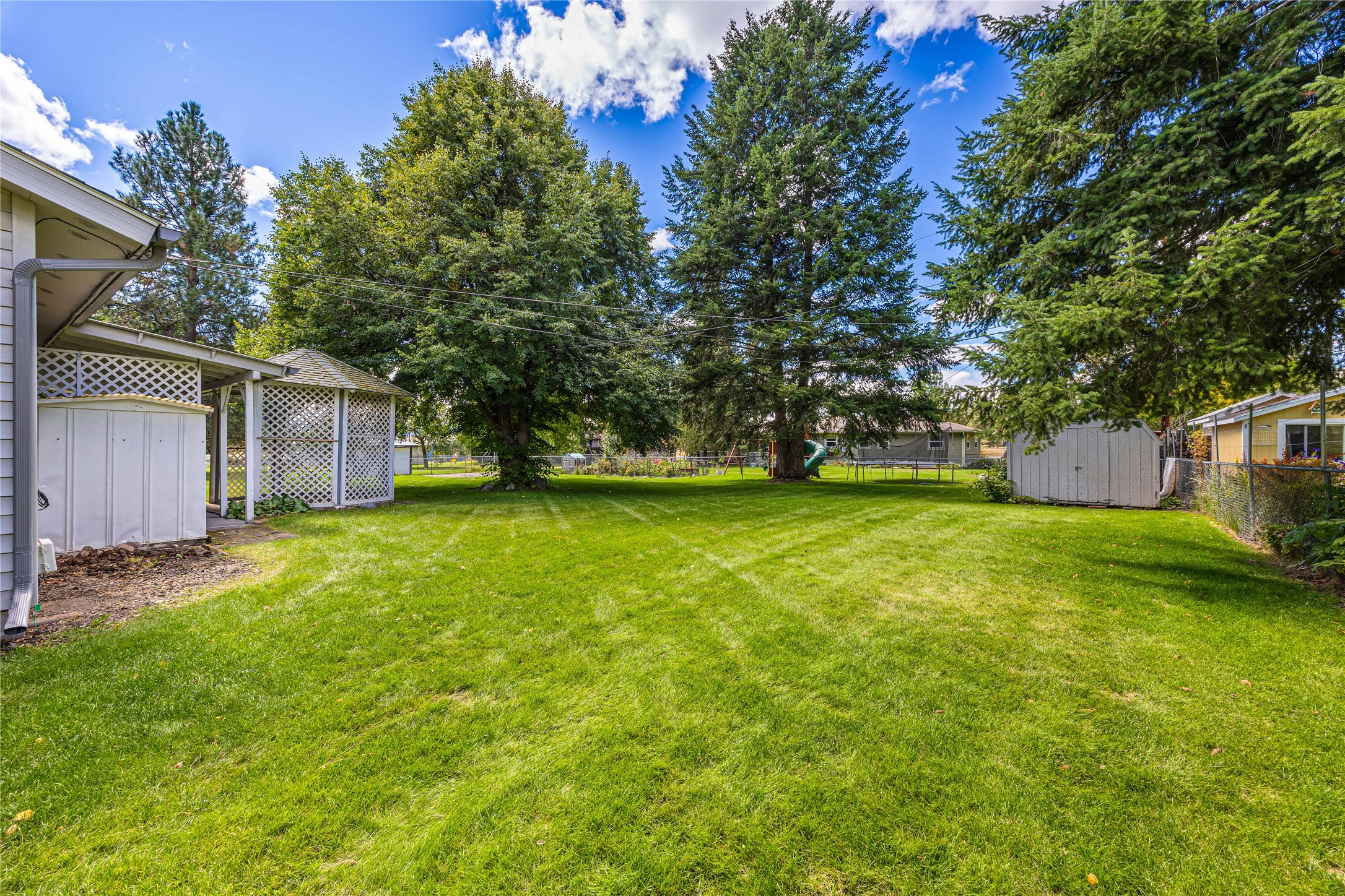 4619 Larch Avenue Property Photo 32