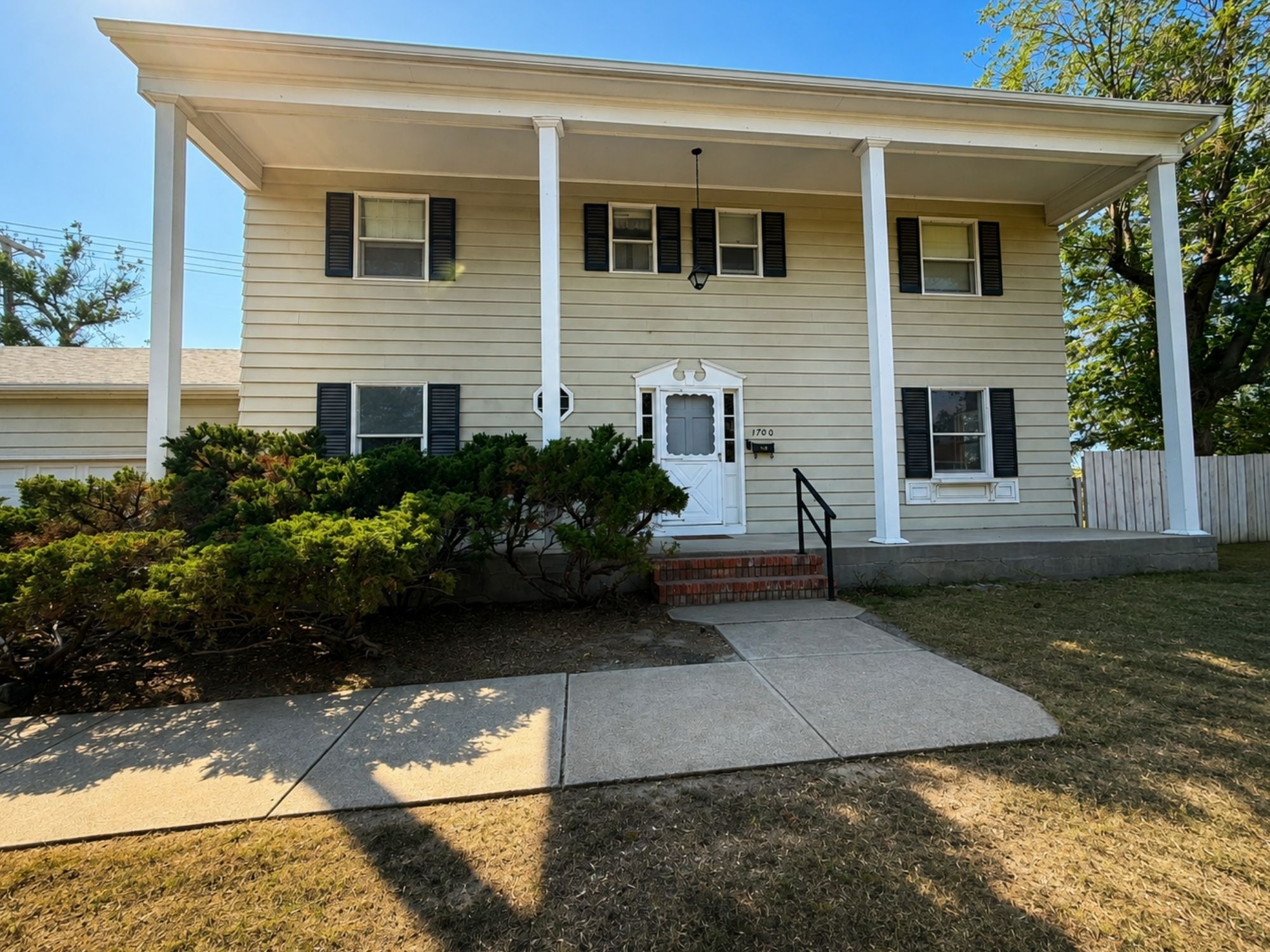 1700 32nd Street S Property Photo 1