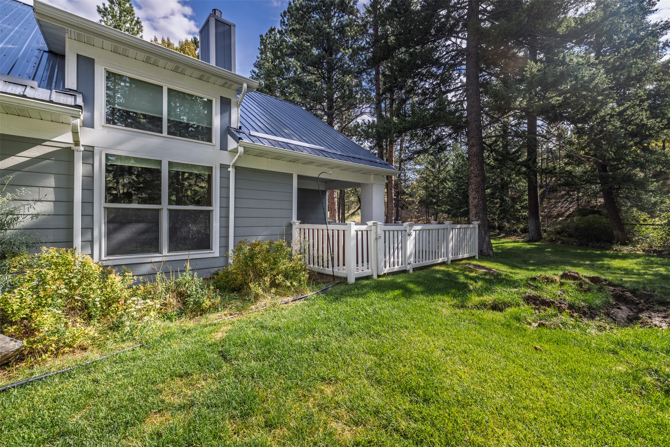 36 Stoney Brook Drive B Property Photo 4