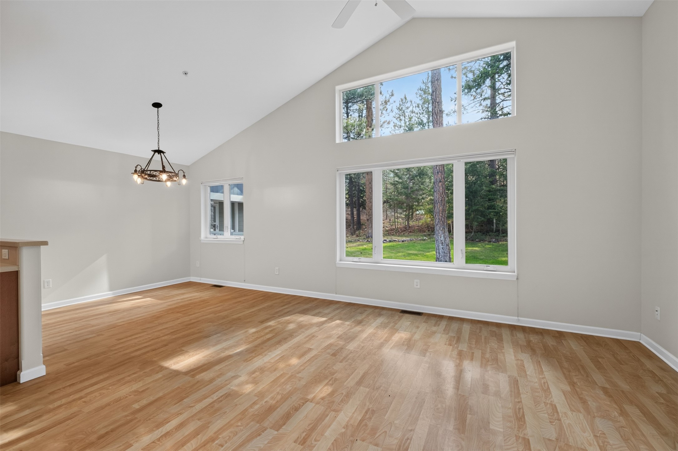 36 Stoney Brook Drive B Property Photo 9